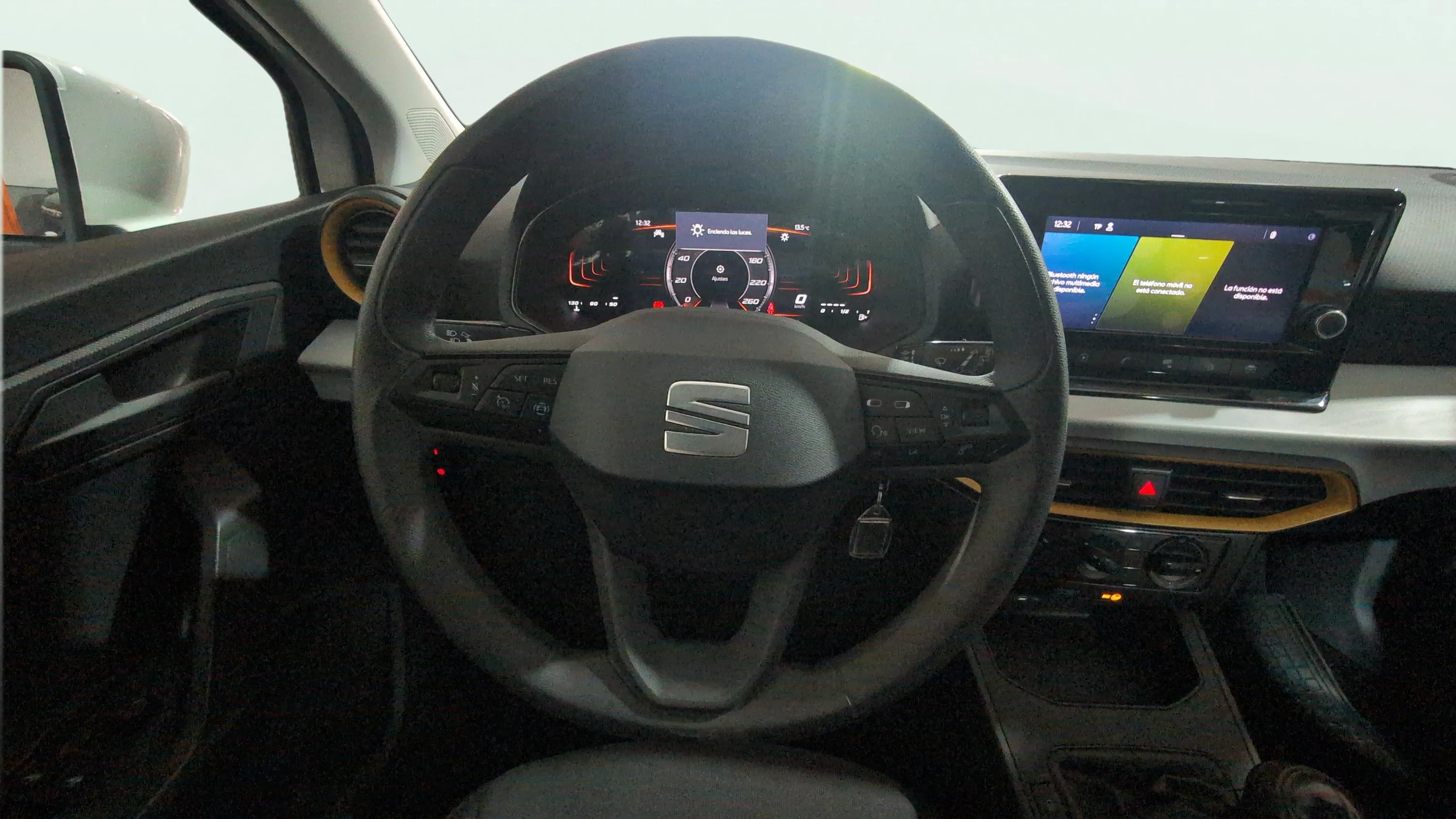 SEAT Ibiza 1.0 MPI Reference - foto 13