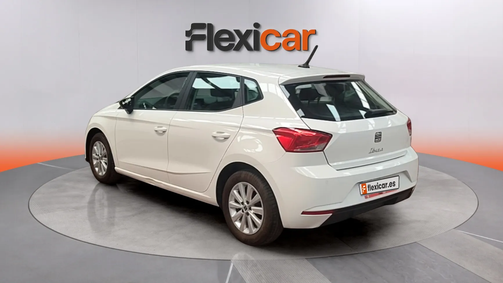SEAT Ibiza 1.0 MPI Reference - foto 6