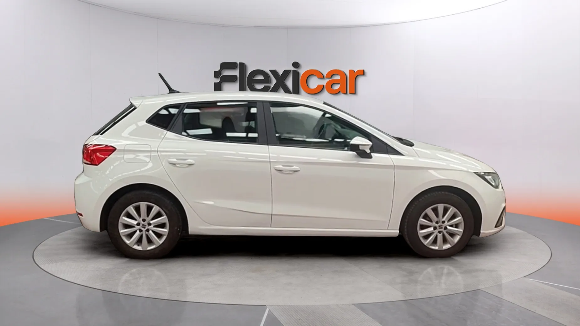 SEAT Ibiza 1.0 MPI Reference - foto 4
