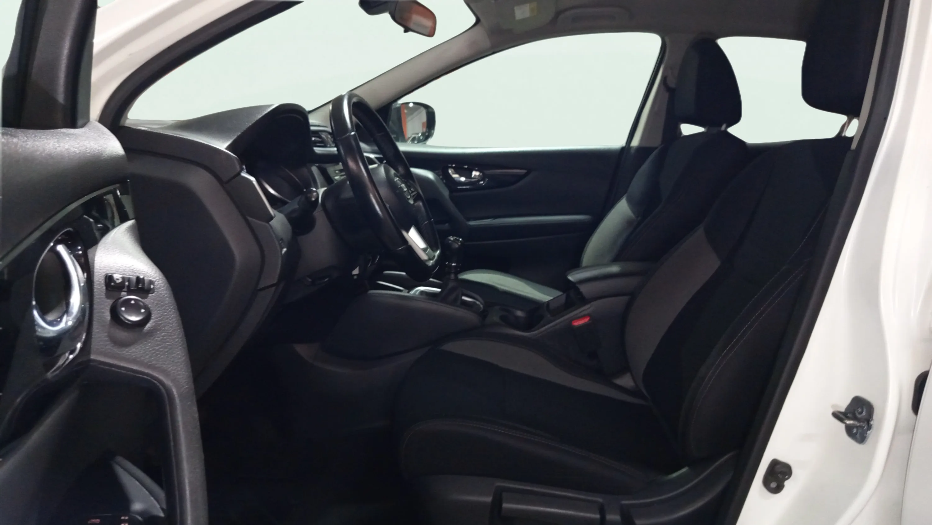 Nissan Qashqai DIG-T E6D Acenta - foto 25