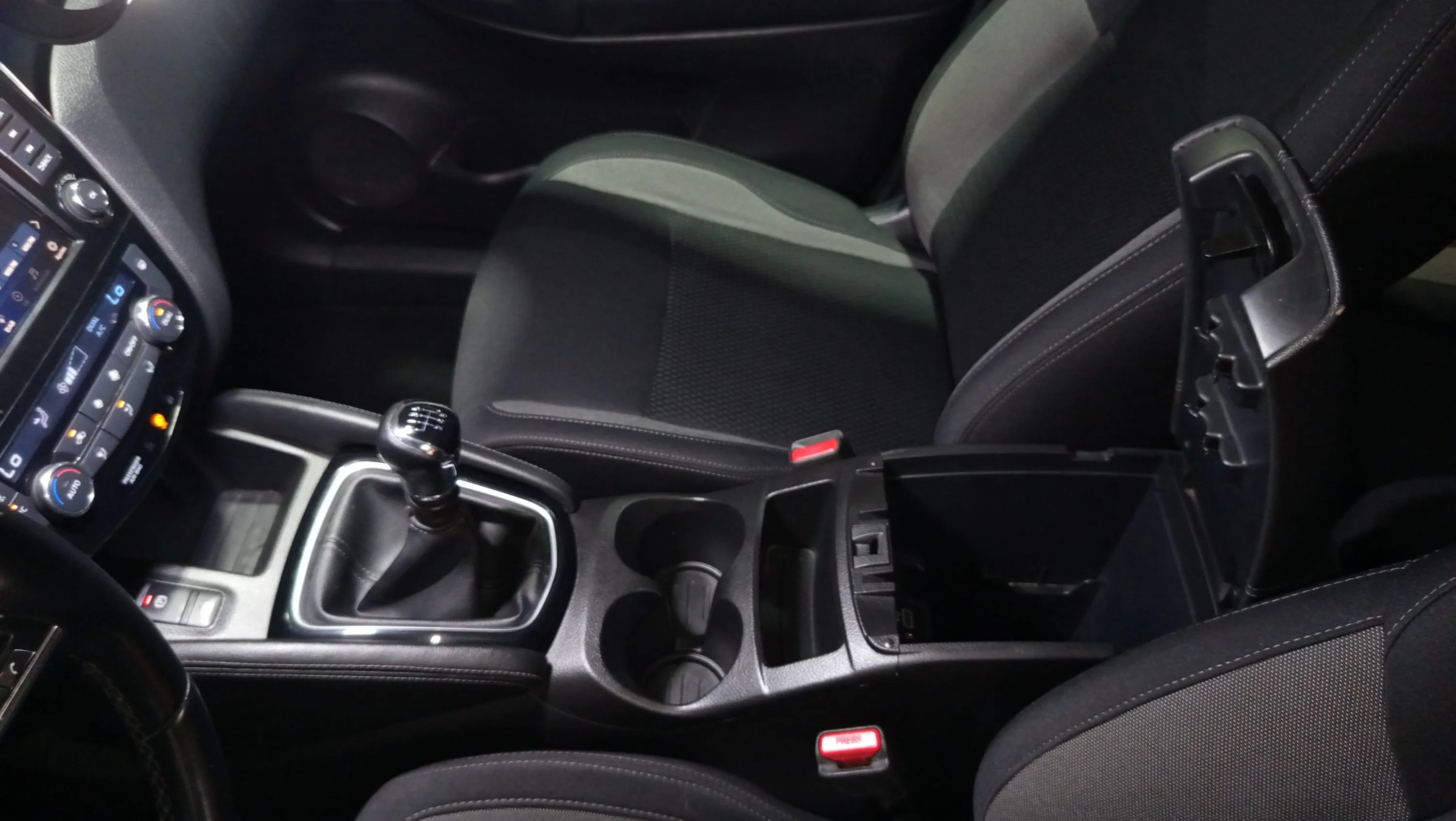 Nissan Qashqai DIG-T E6D Acenta - foto 24