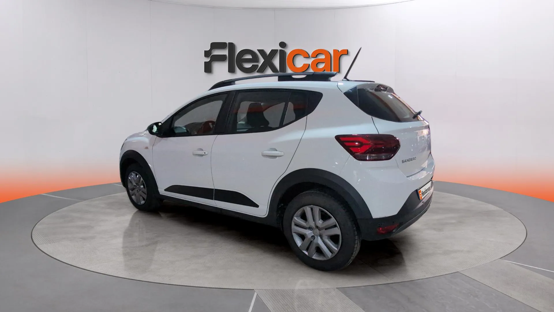 Dacia Sandero Stepway Essential TCe (90V) - foto 5