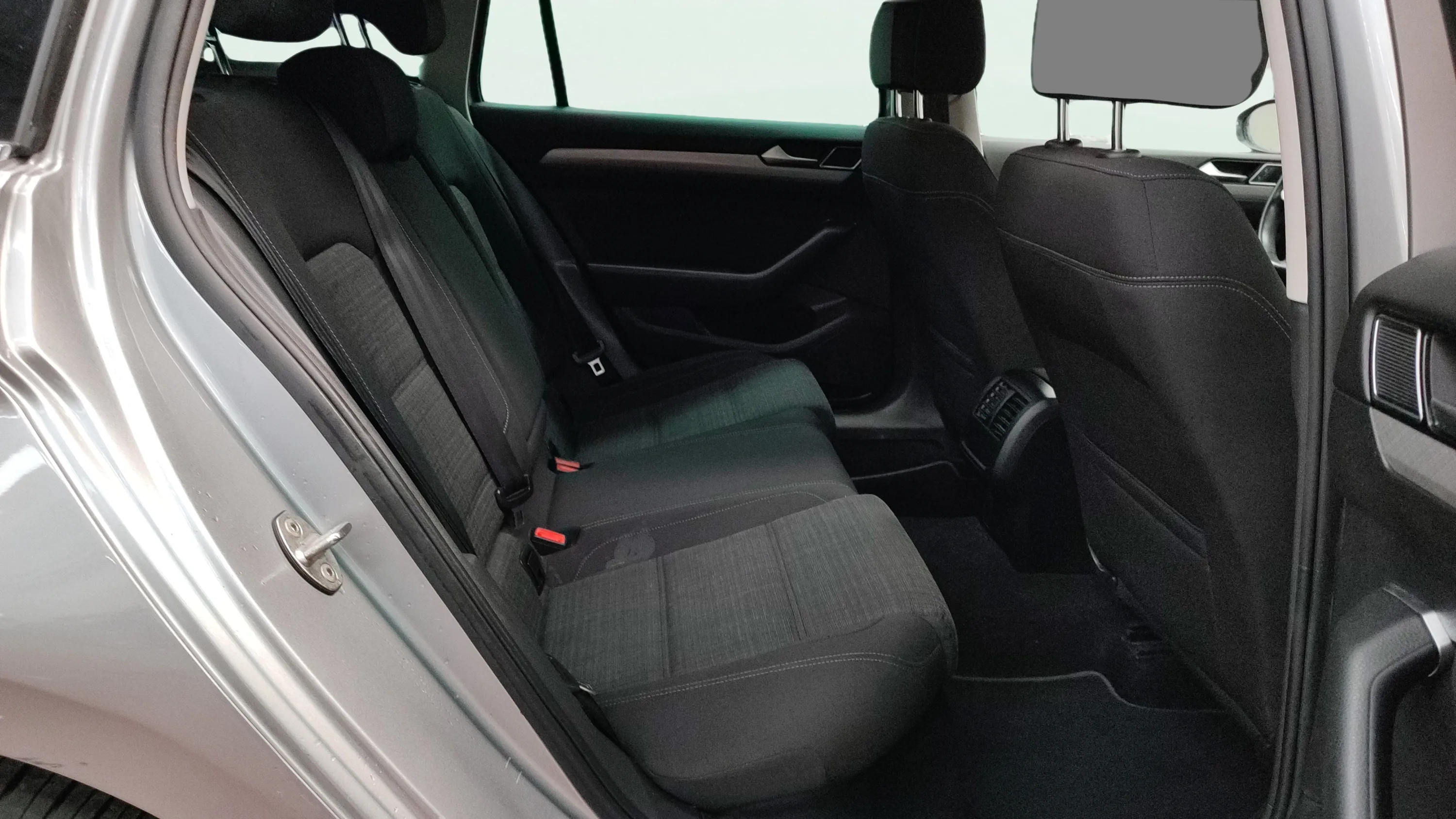 Volkswagen Passat Variant Executive 2.0 TDI DSG - foto 24