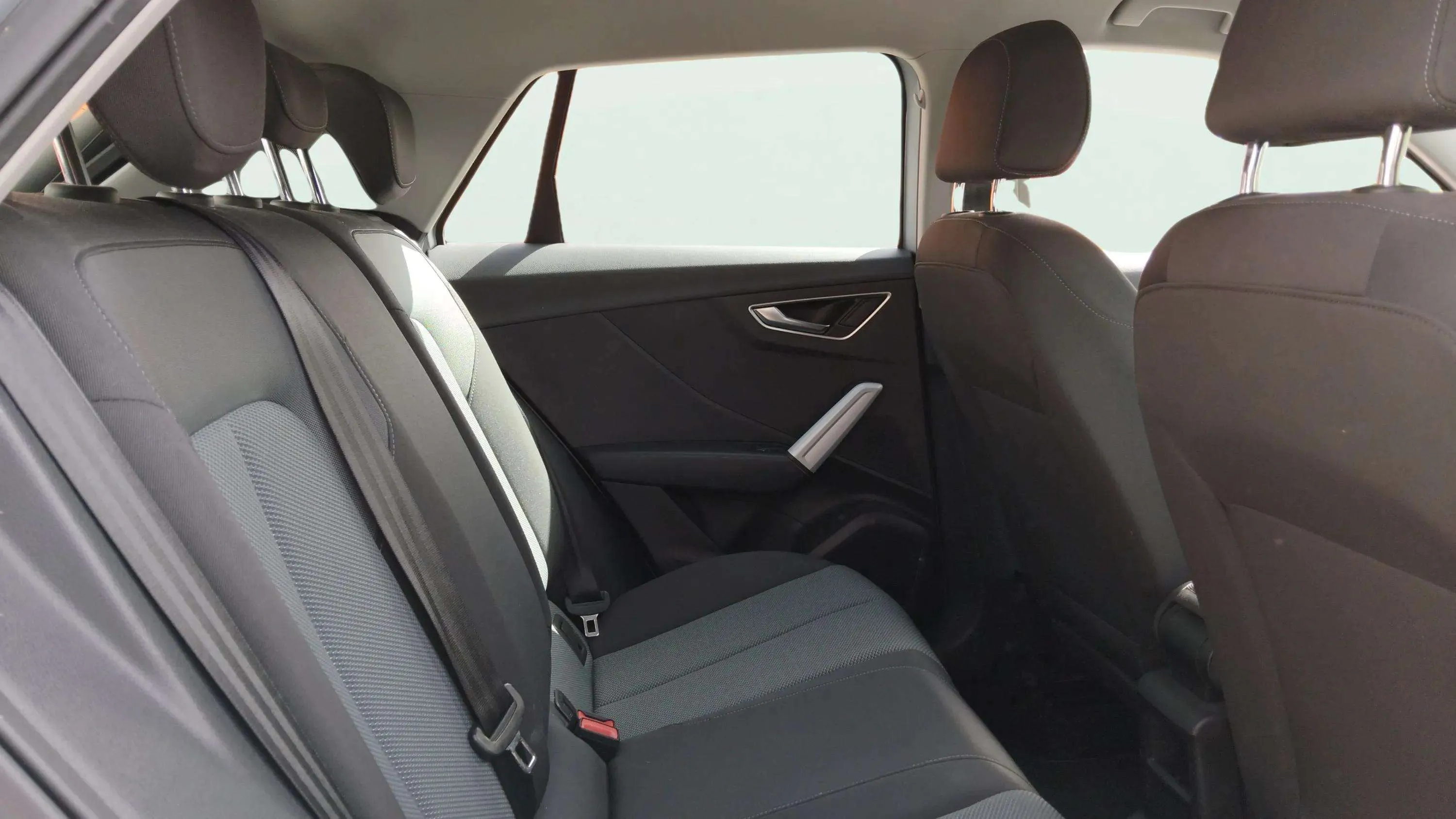 Audi Q2 design edition 1.6 TDI - foto 10