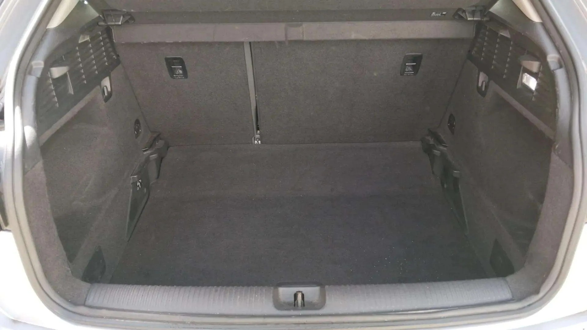 Audi Q2 design edition 1.6 TDI - foto 6