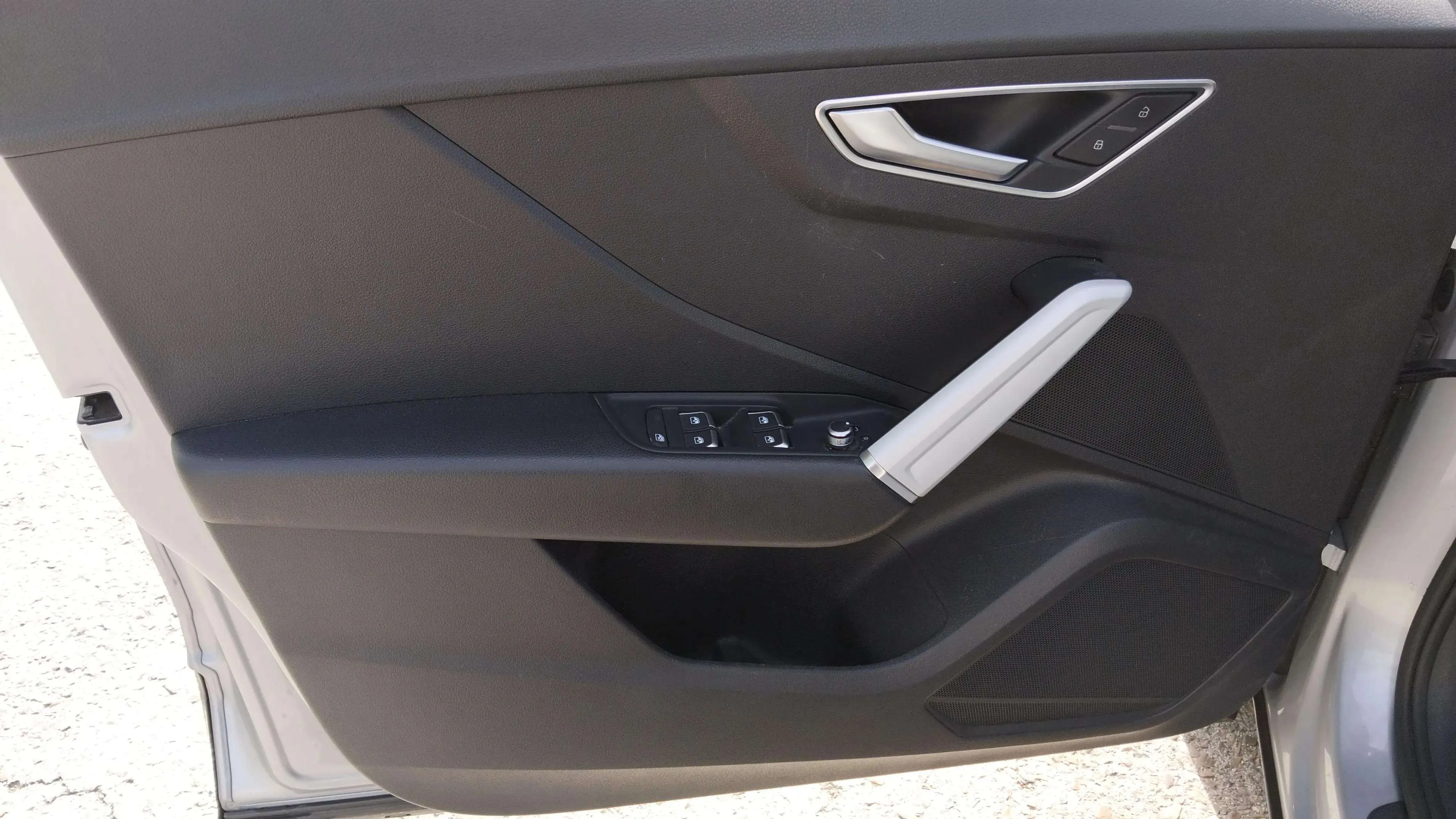 Audi Q2 design edition 1.6 TDI - foto 18
