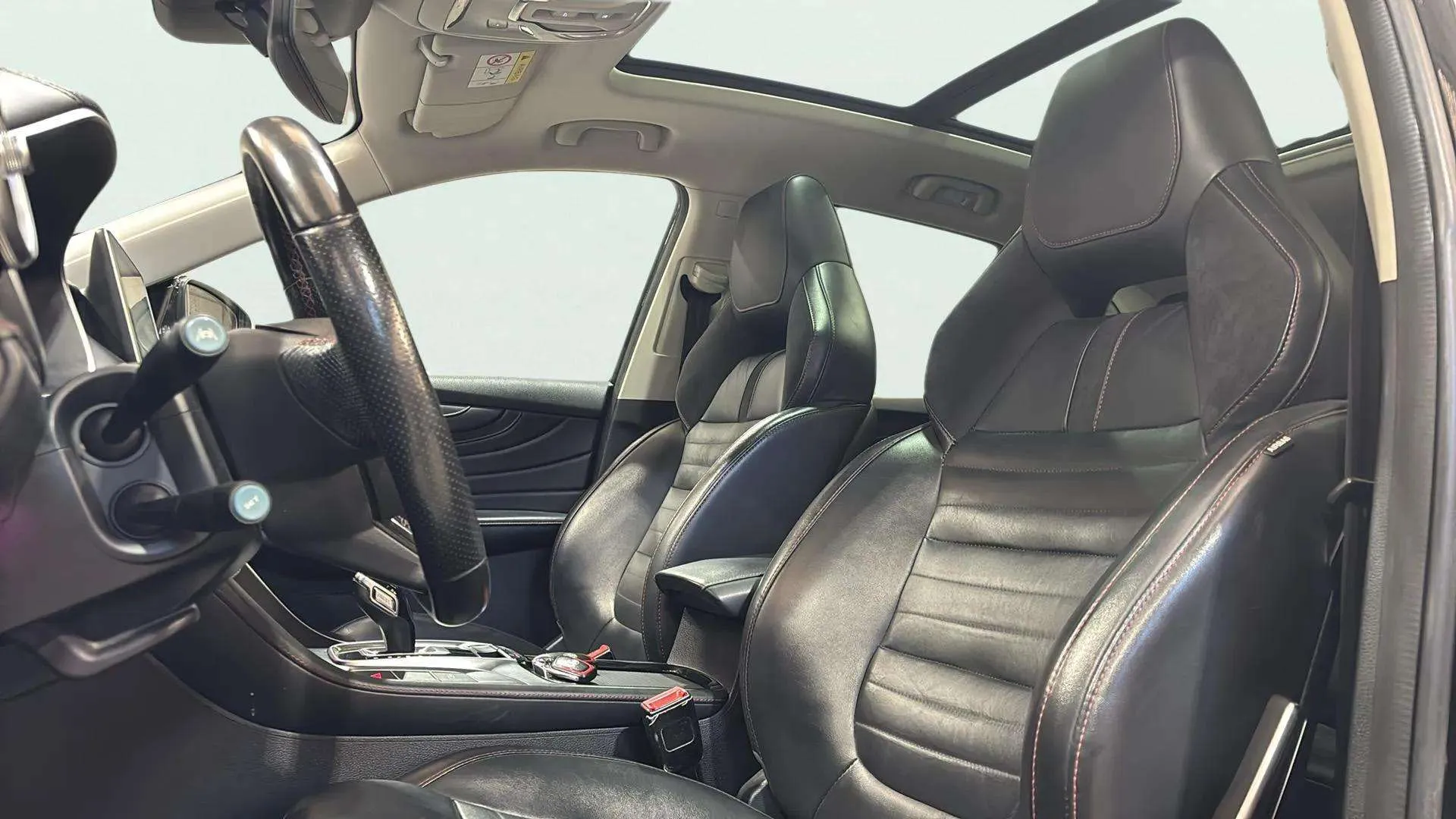 MG HS 1.5 Turbo GDI Luxury DCT - foto 20