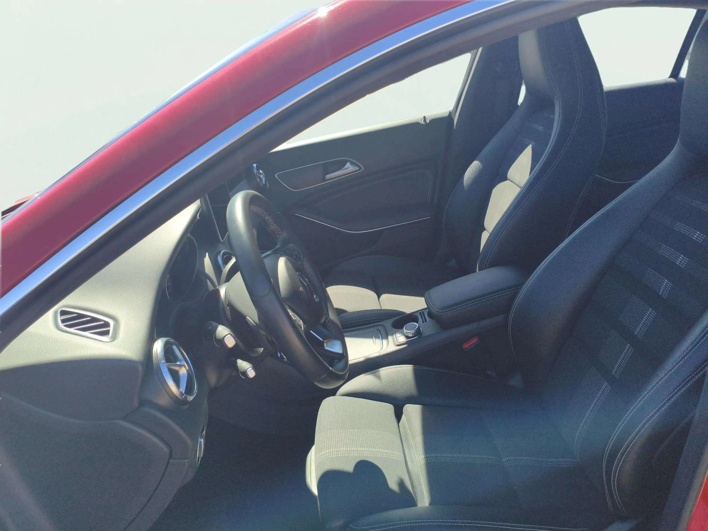 Mercedes-Benz CLA 220 d Shooting Brake - foto 9