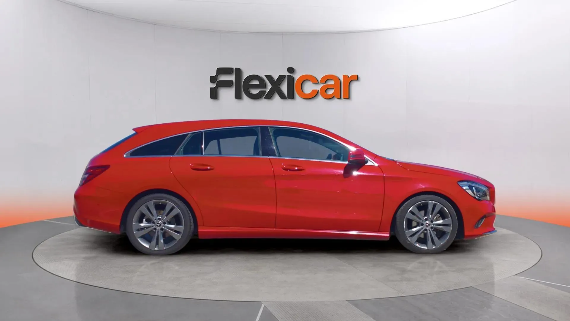 Mercedes-Benz CLA 220 d Shooting Brake - foto 8