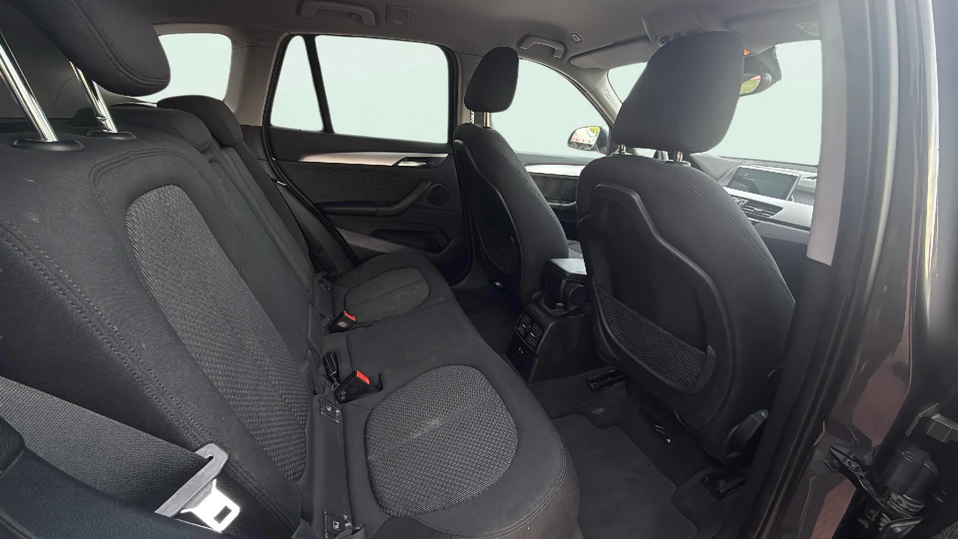 BMW X1 sDrive20dA - foto 14