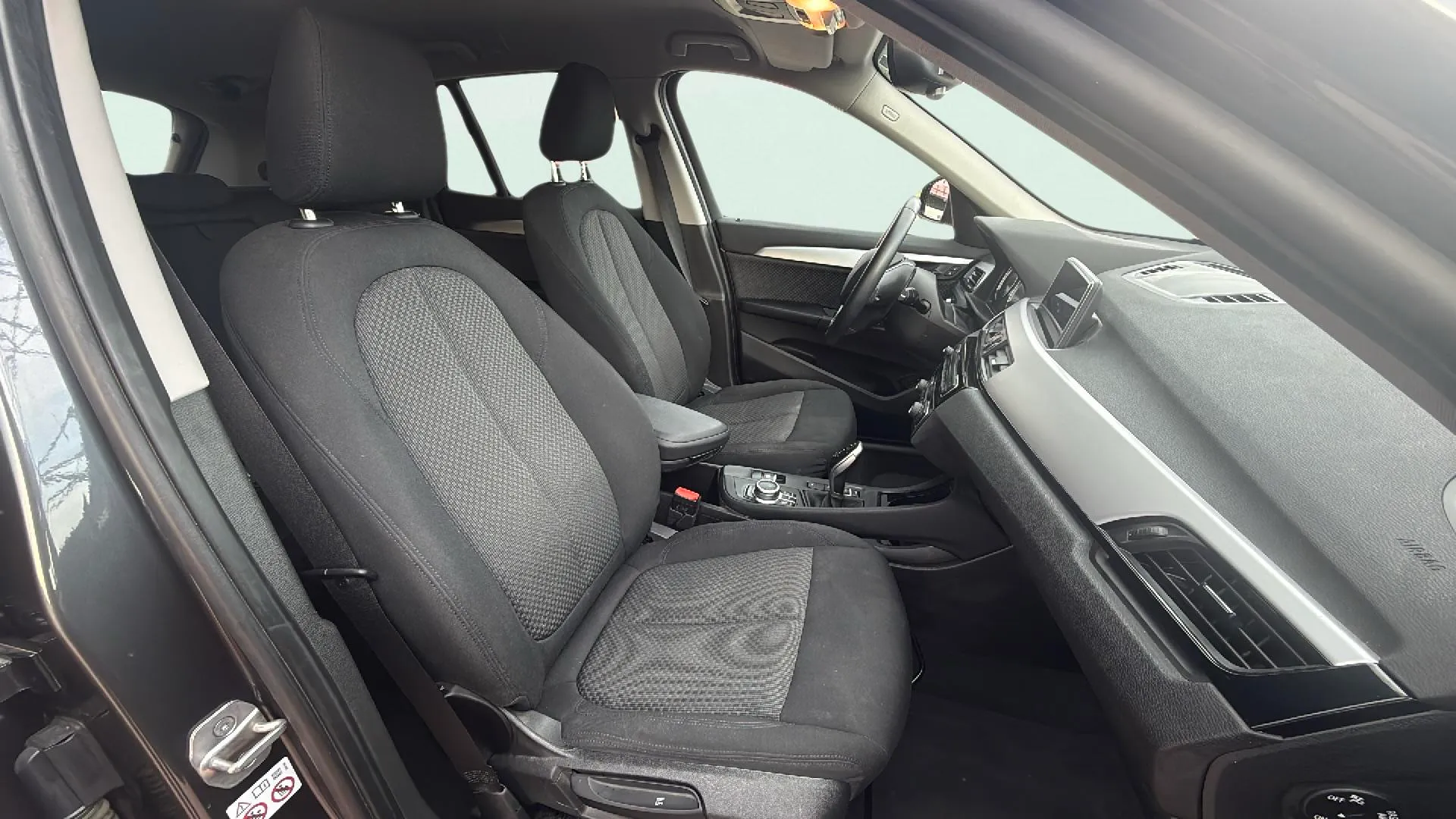 BMW X1 sDrive20dA - foto 13