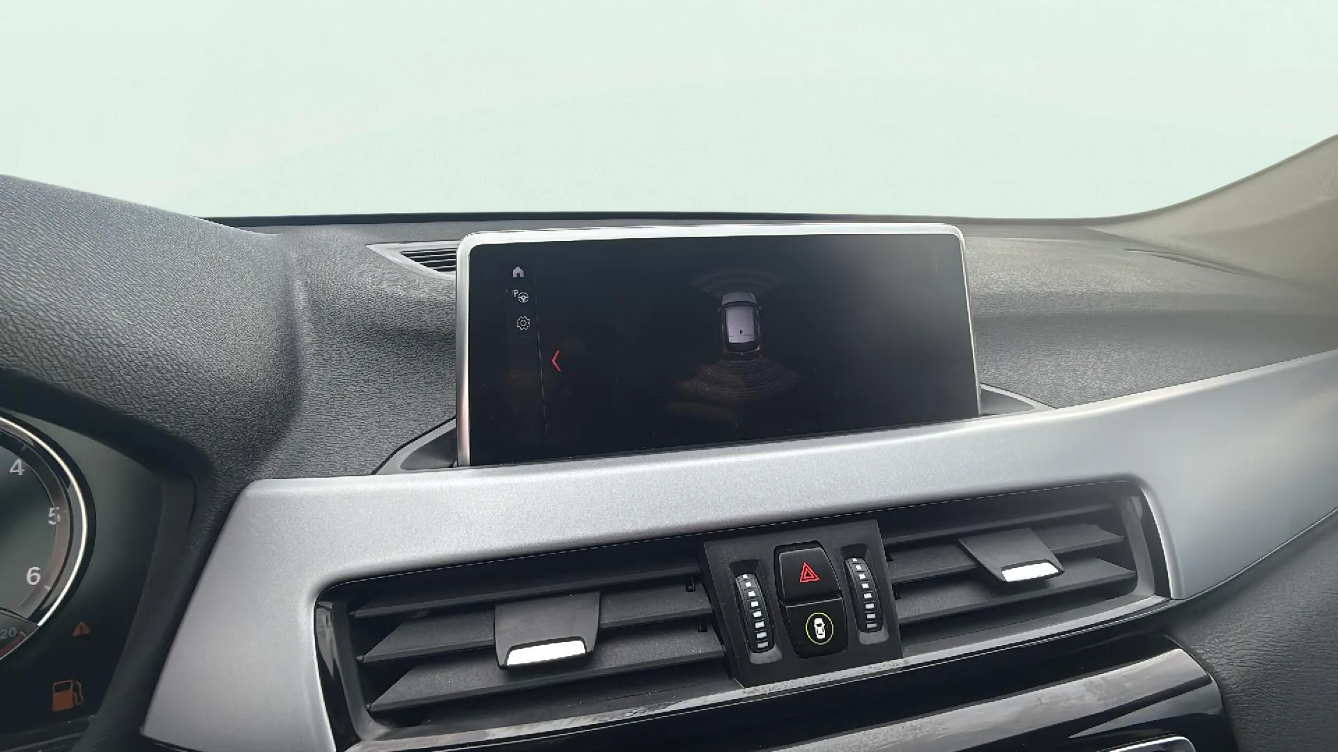 BMW X1 sDrive20dA - foto 19