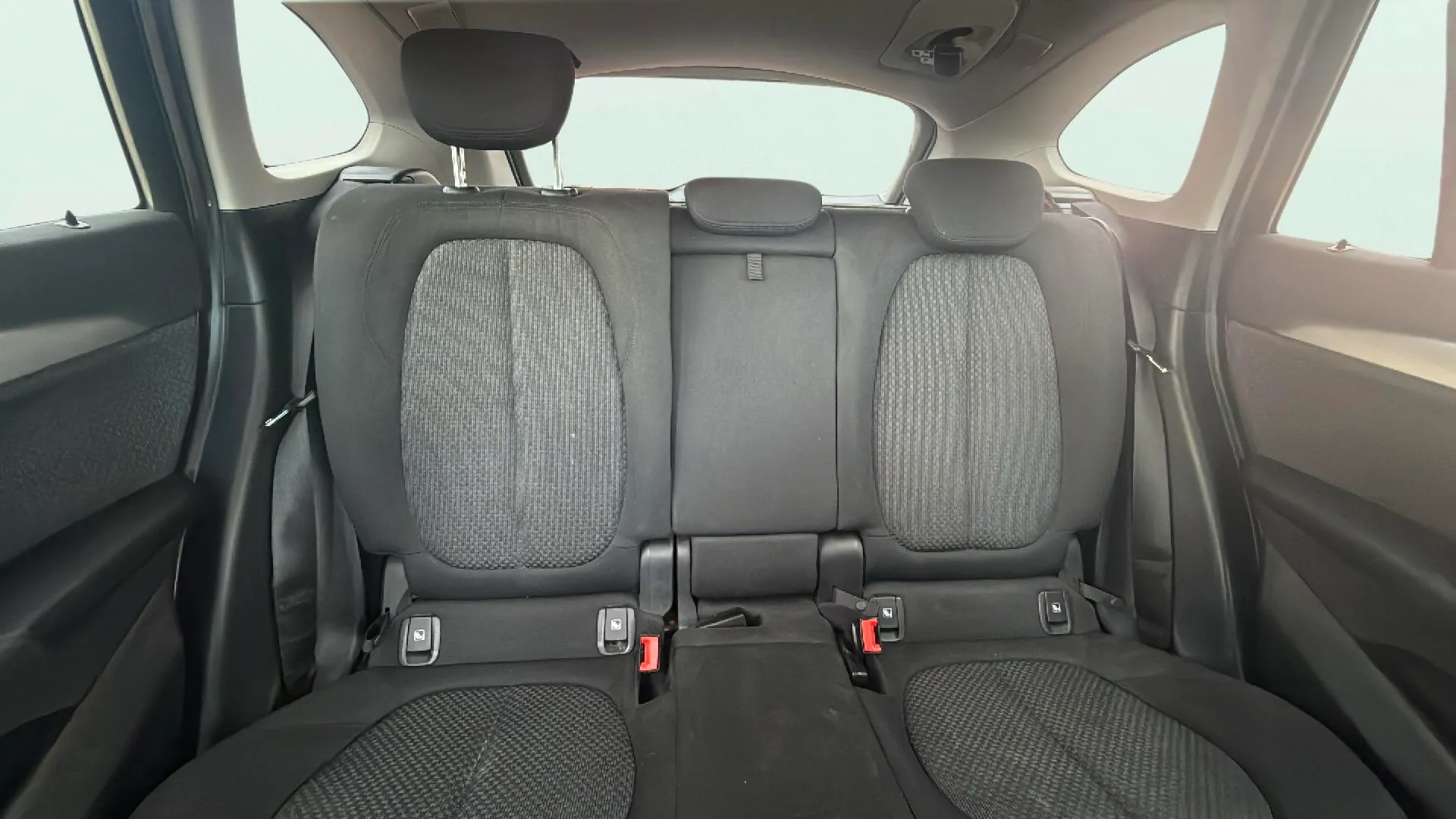 BMW X1 sDrive20dA - foto 15