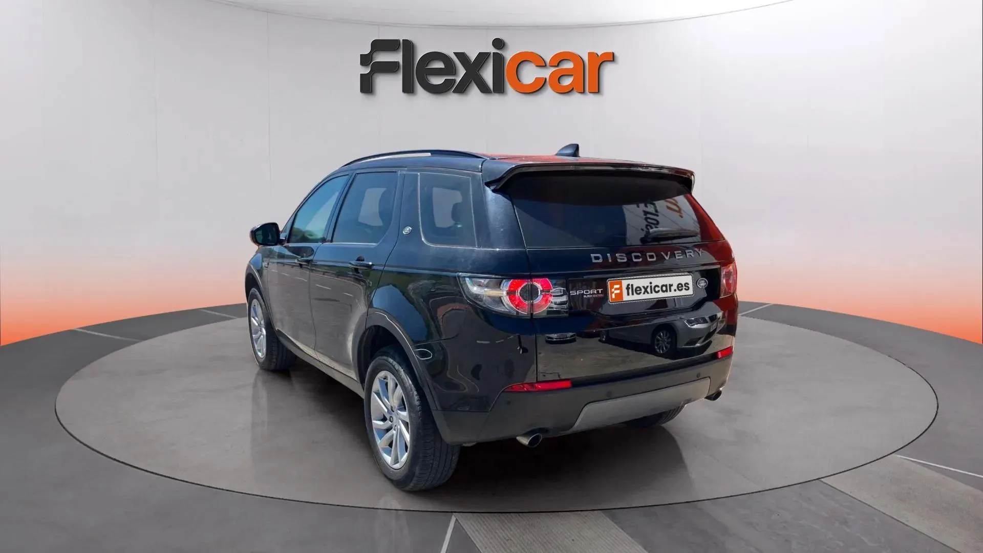 Land Rover Discovery Sport 2.0D TD4 AWD HSE - foto 5