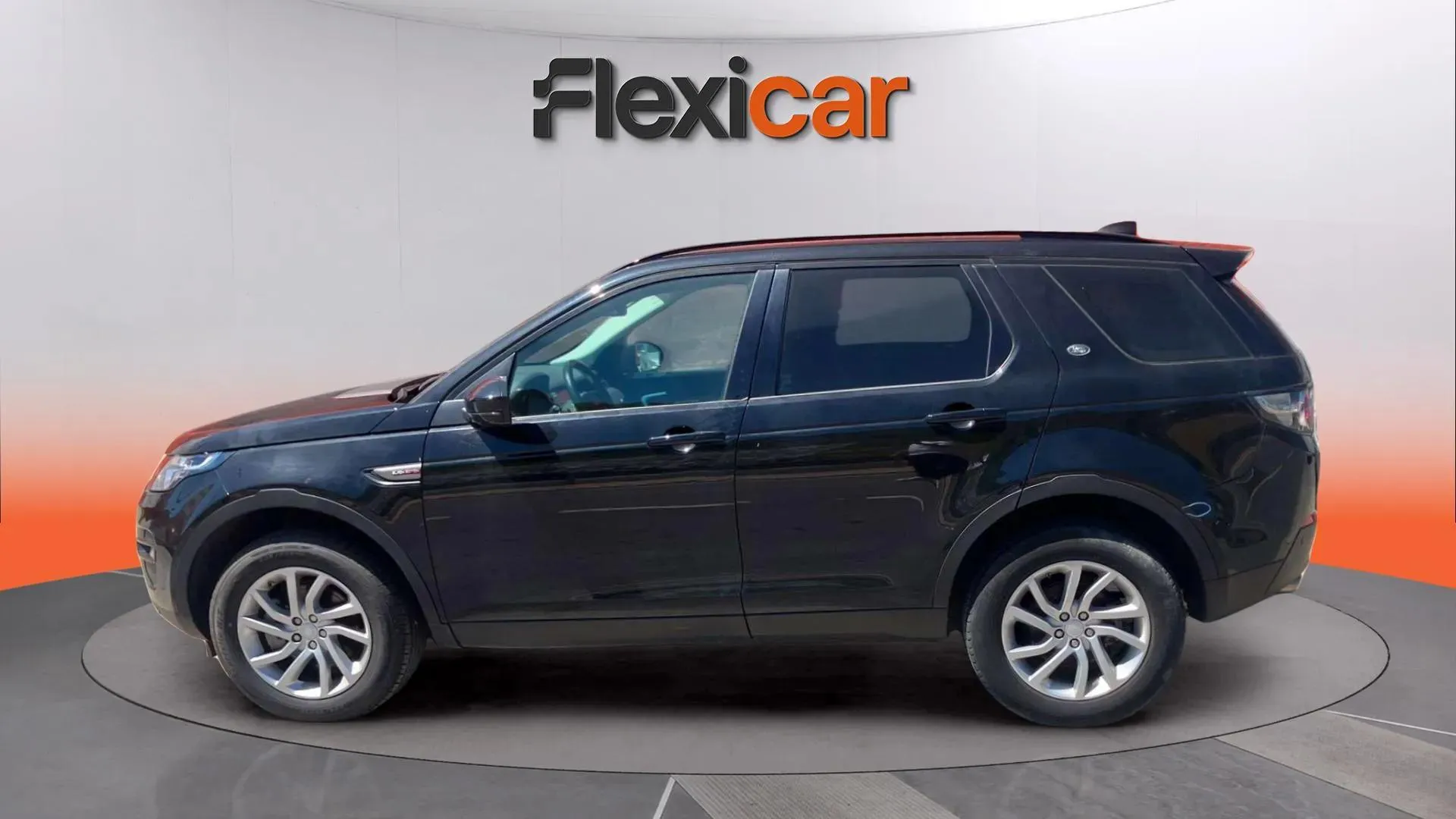 Land Rover Discovery Sport 2.0D TD4 AWD HSE - foto 4