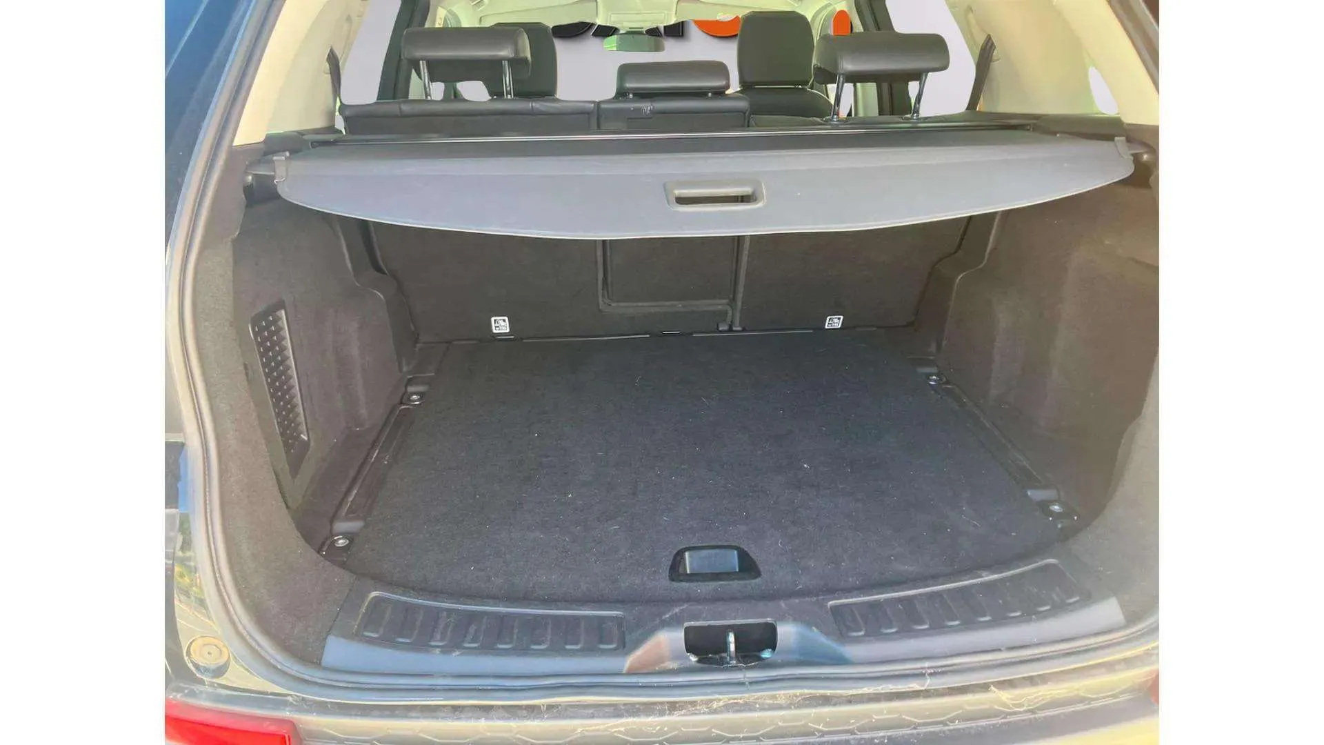 Land Rover Discovery Sport 2.0D TD4 AWD HSE - foto 8