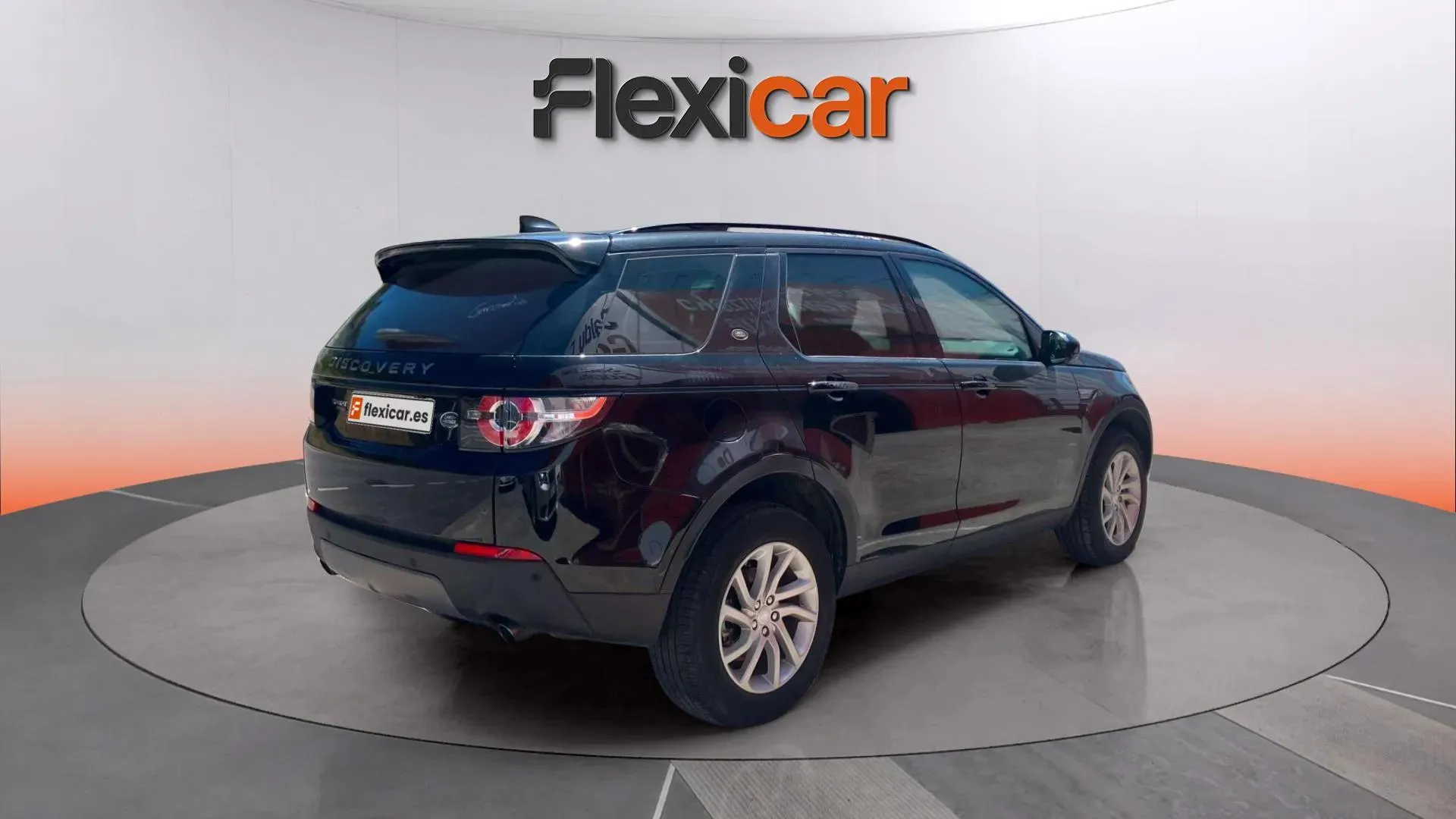 Land Rover Discovery Sport 2.0D TD4 AWD HSE - foto 9
