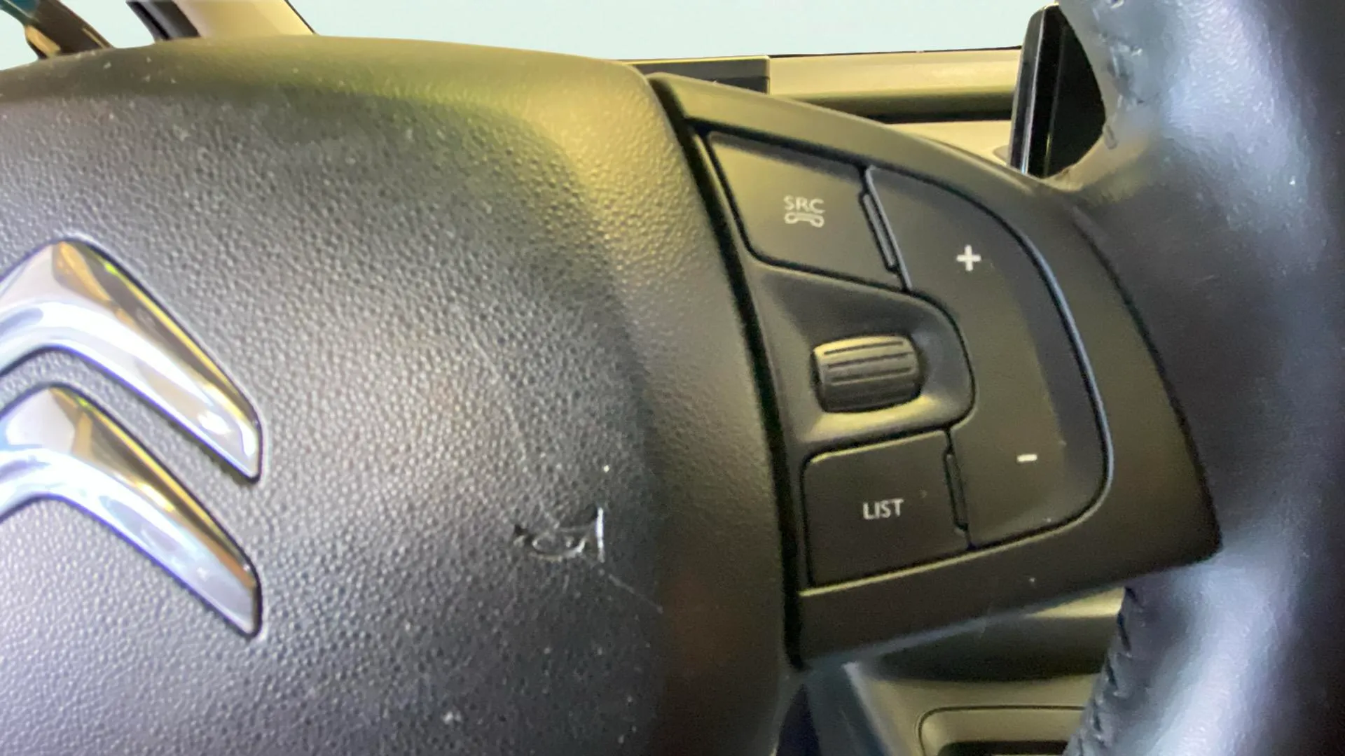 Citroën C4 Cactus PureTech 110 Shine - foto 16