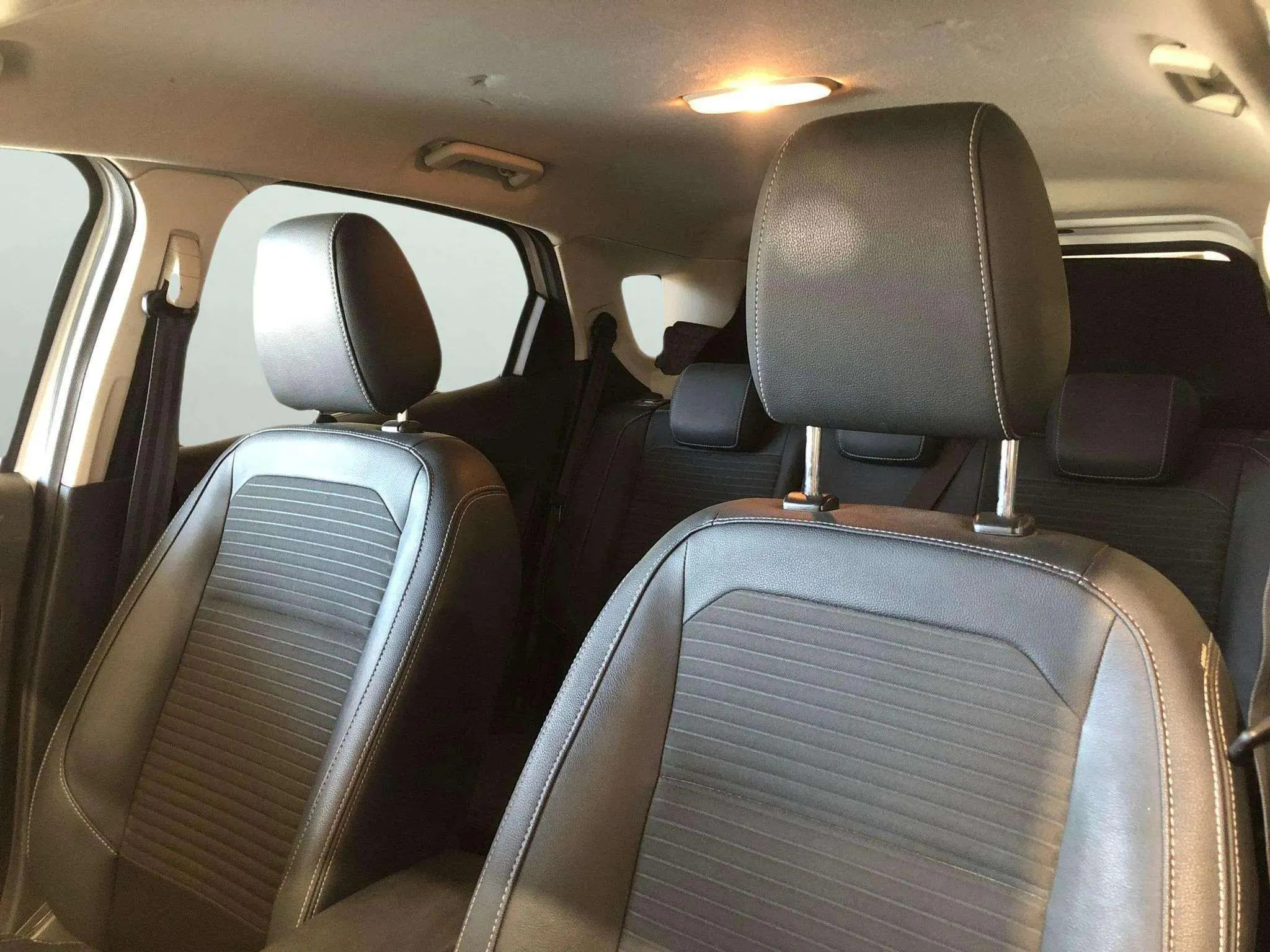 Ford EcoSport 1.0T EcoBoost Active - foto 11