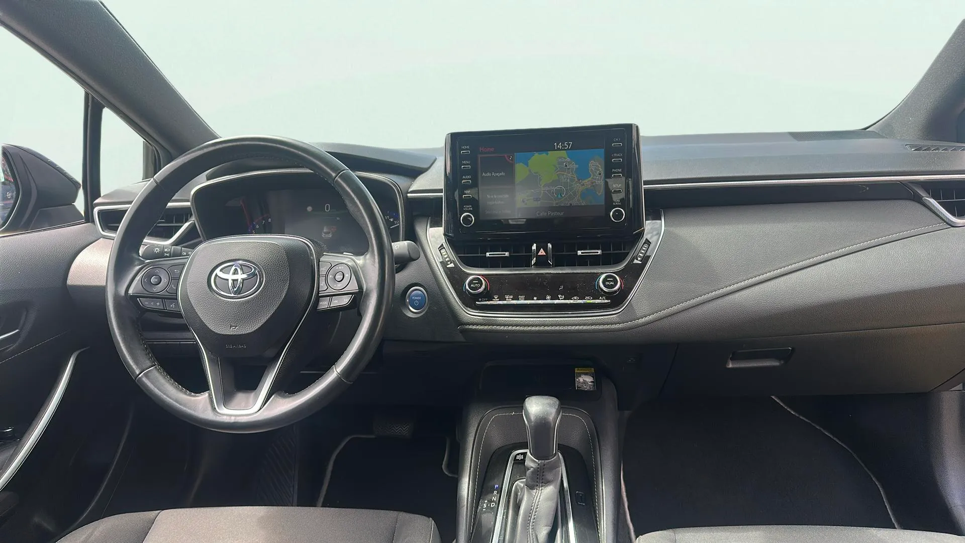 Toyota Corolla 2.0 180H Advance E-CVT - foto 10