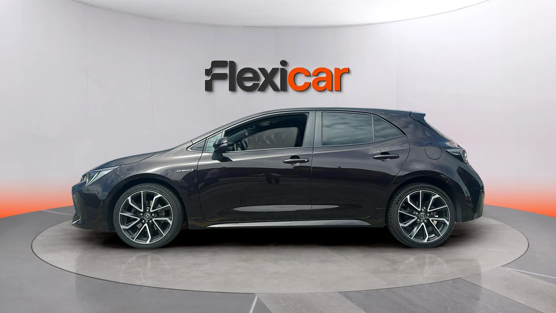 Toyota Corolla 2.0 180H Advance E-CVT - foto 5