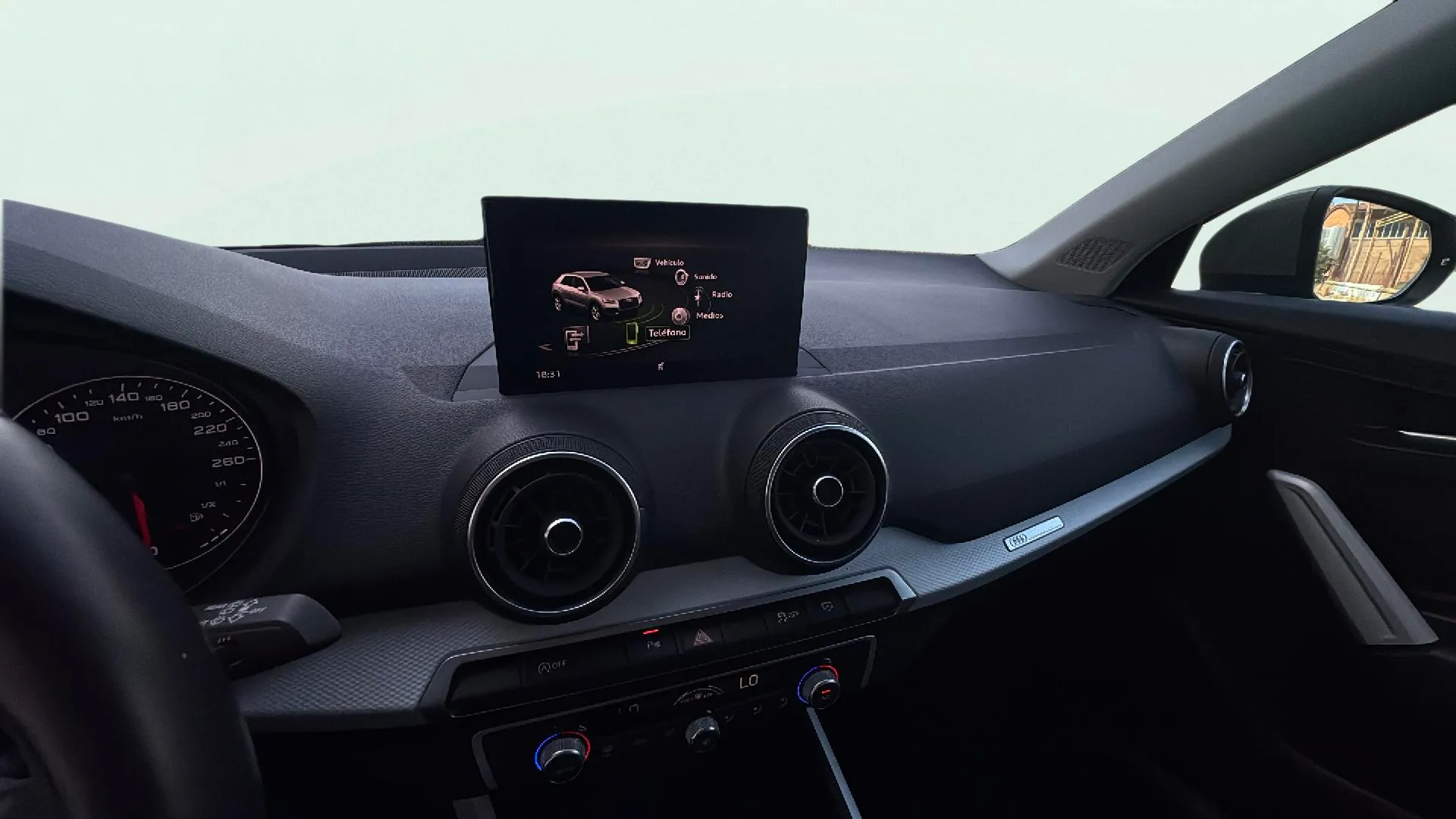 Audi Q2 Design 30 TFSI - foto 10