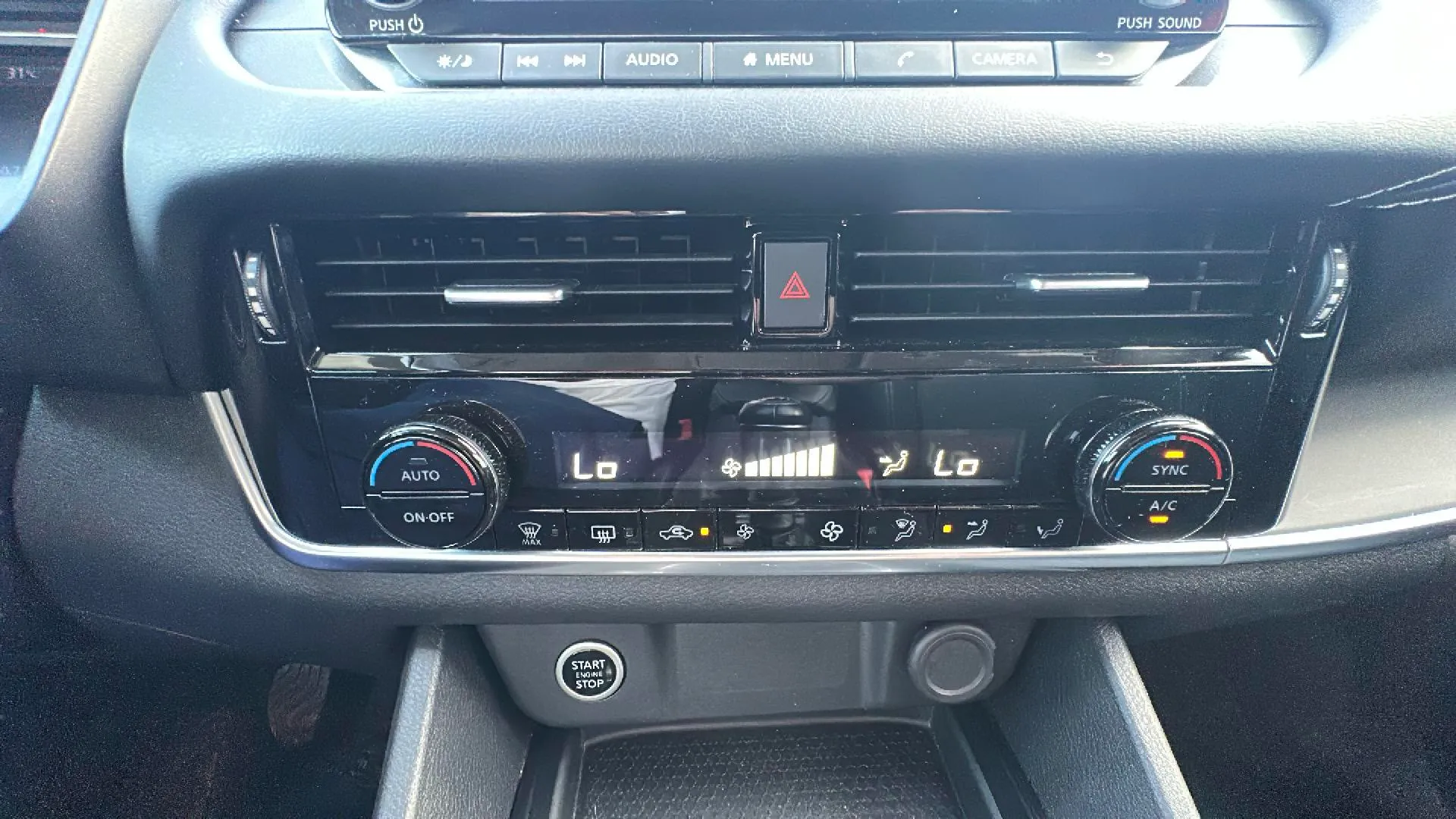 Nissan Qashqai DIG-T mHEV 4x2 Acenta - foto 13