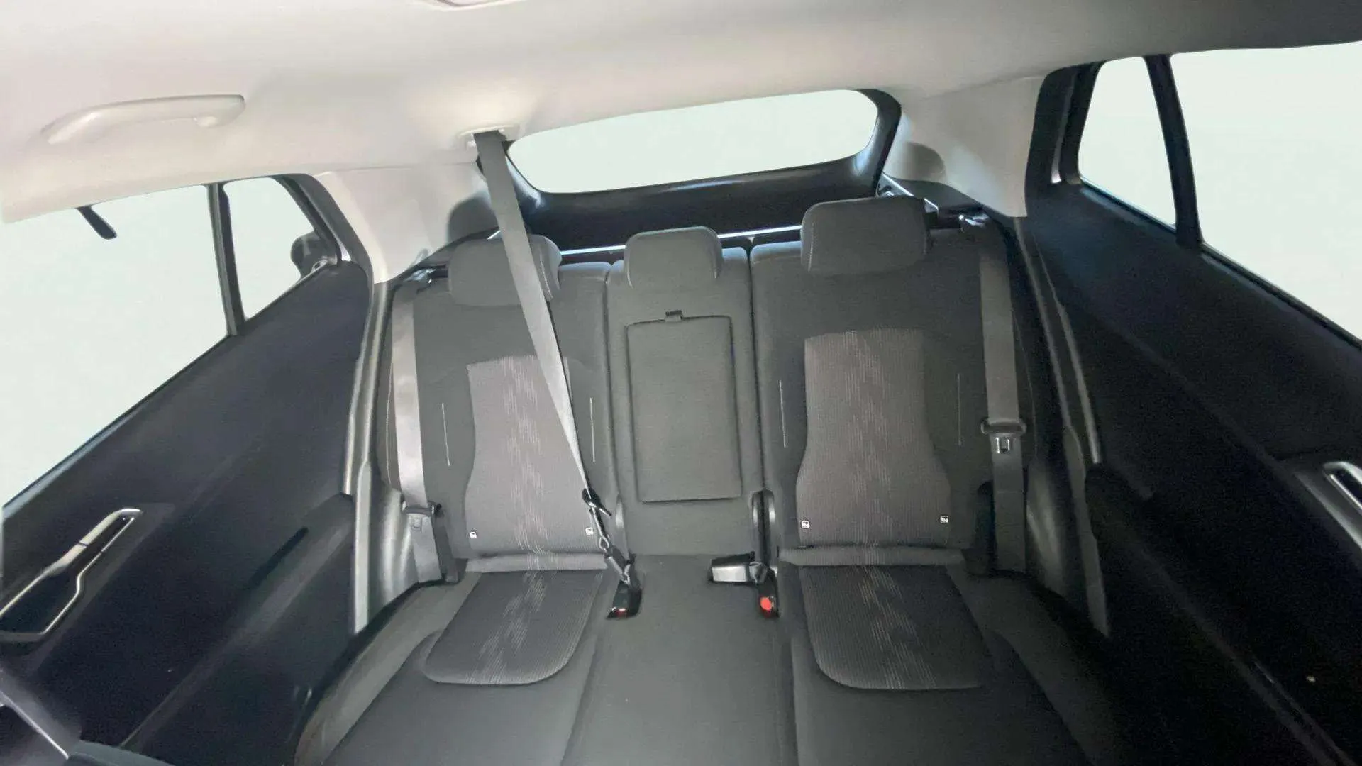 Kia Sportage 1.6 T-GDi PHEV Drive 4x4 - foto 18