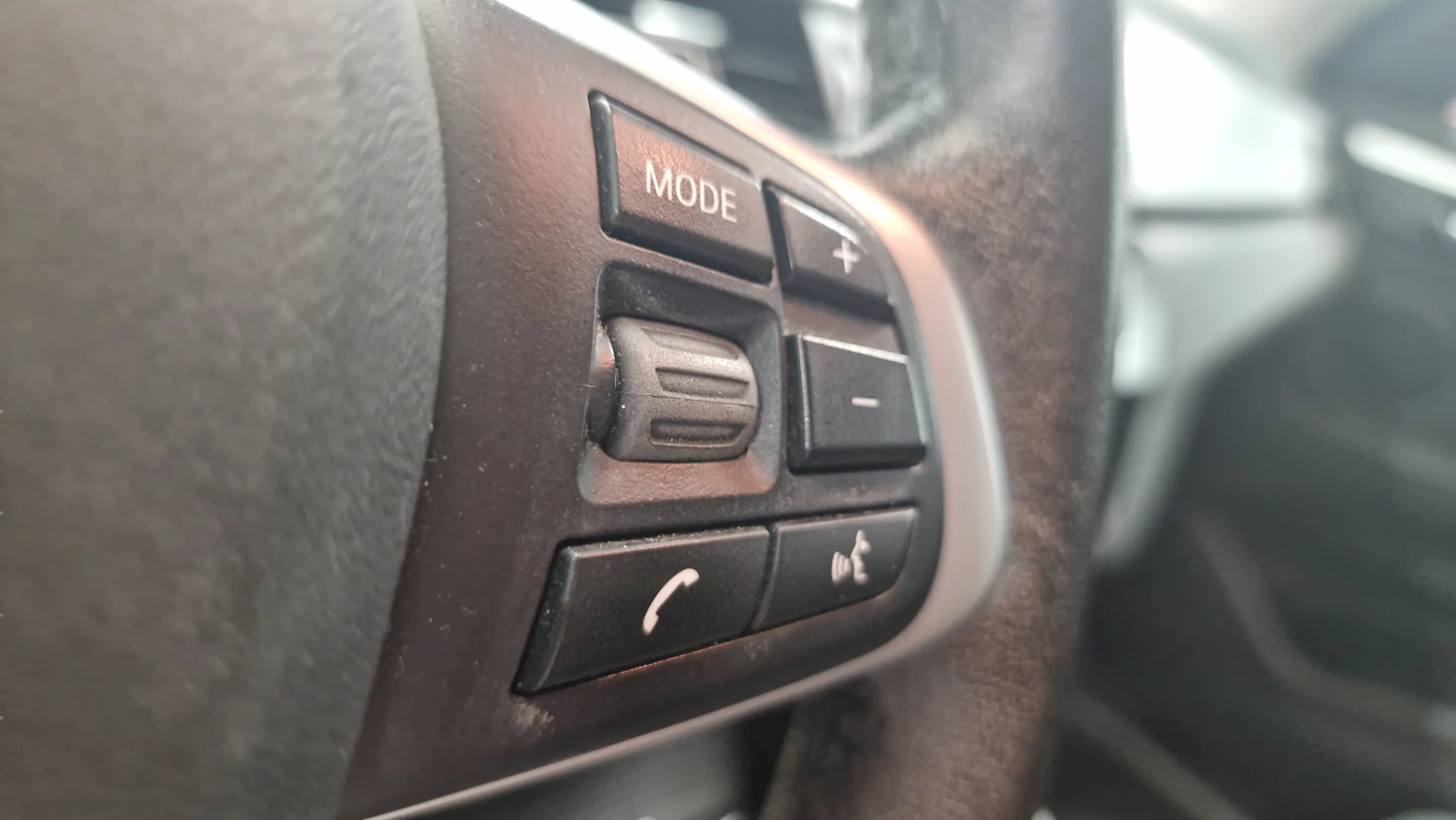 BMW X1 sDrive16d - foto 16