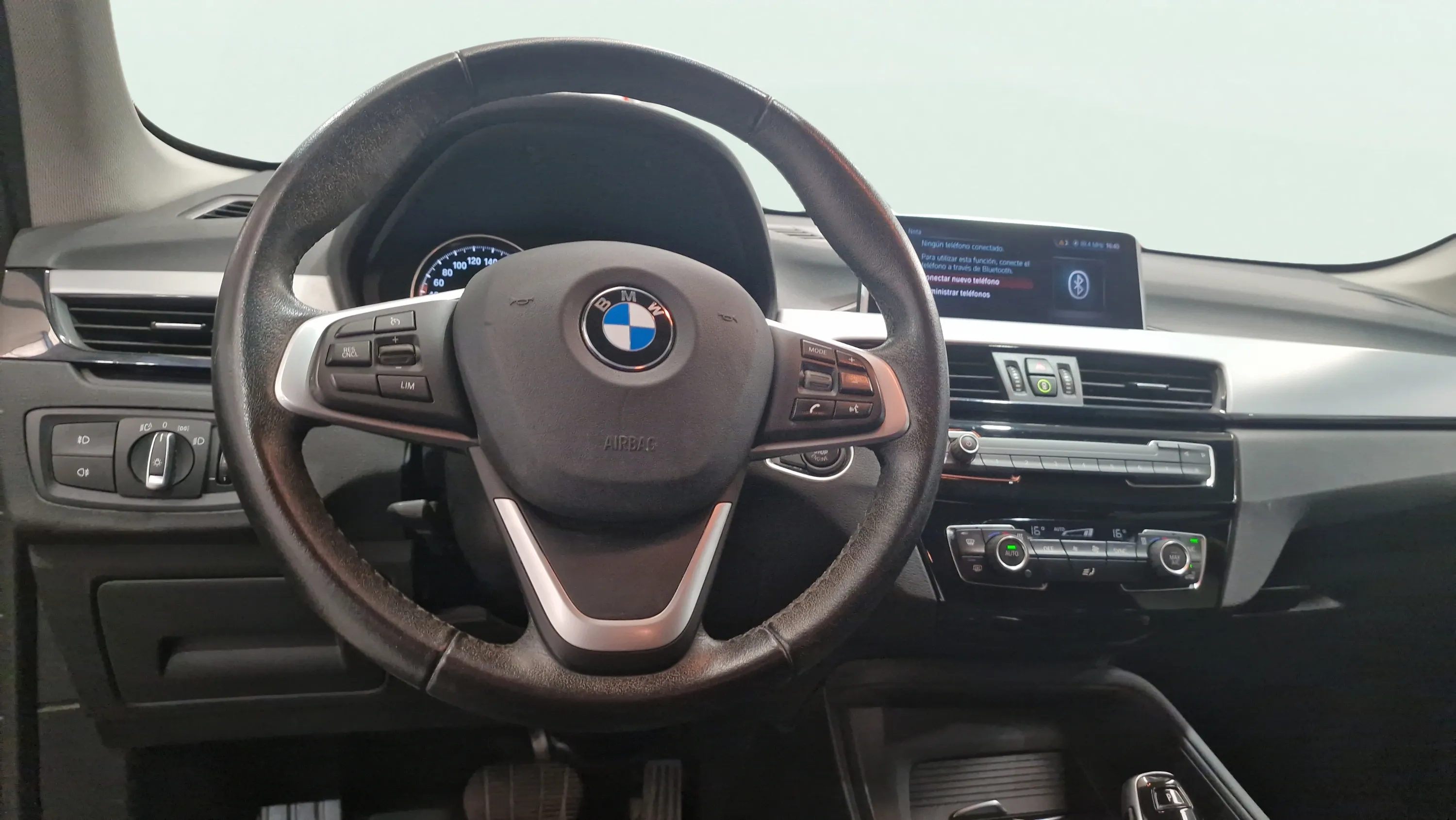 BMW X1 sDrive16d - foto 9