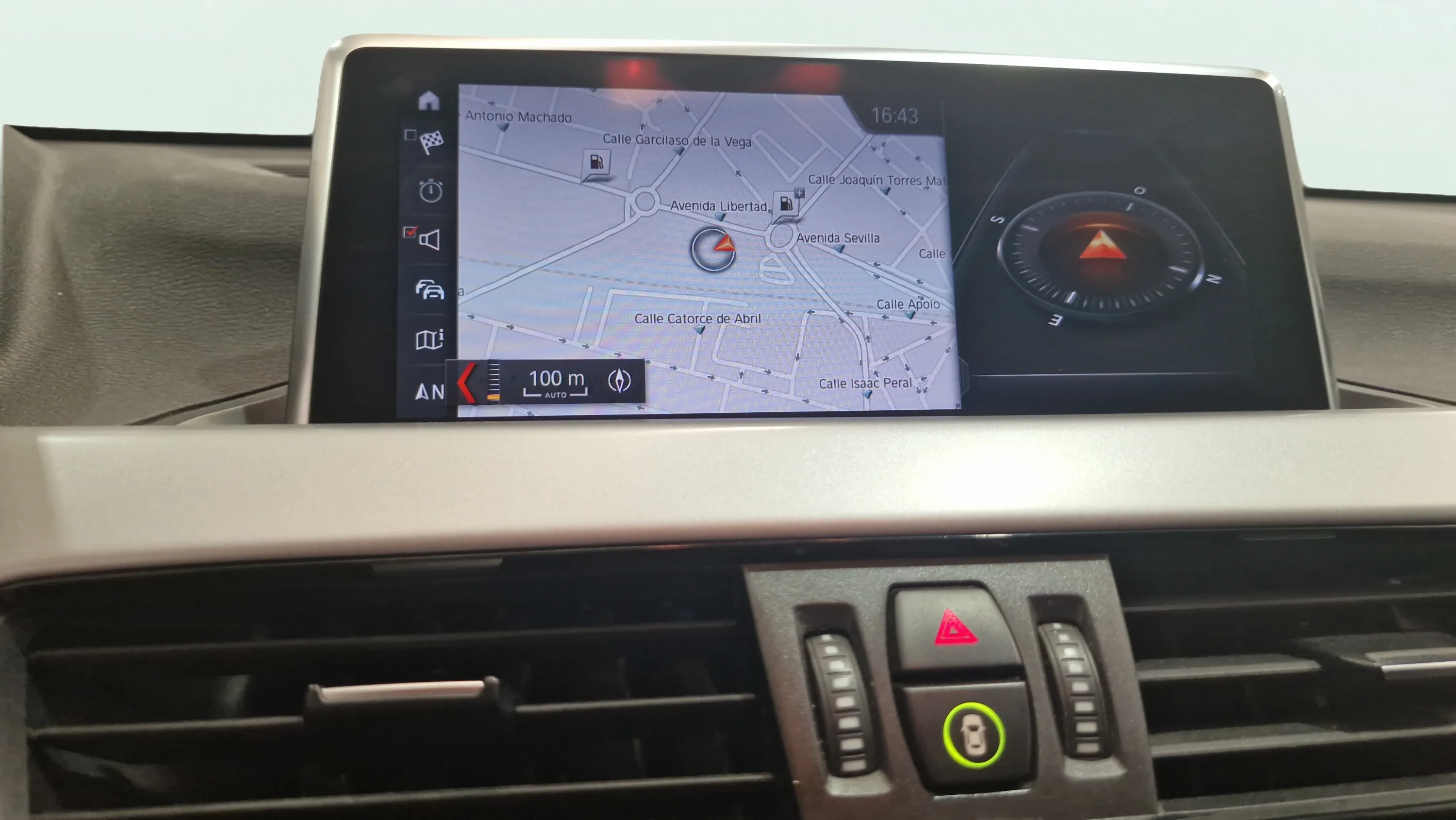 BMW X1 sDrive16d - foto 21