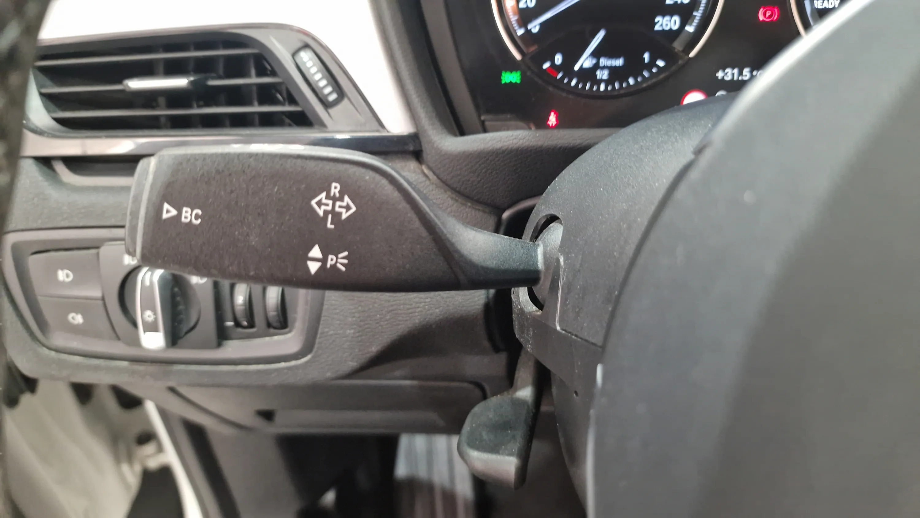 BMW X1 sDrive16d - foto 17