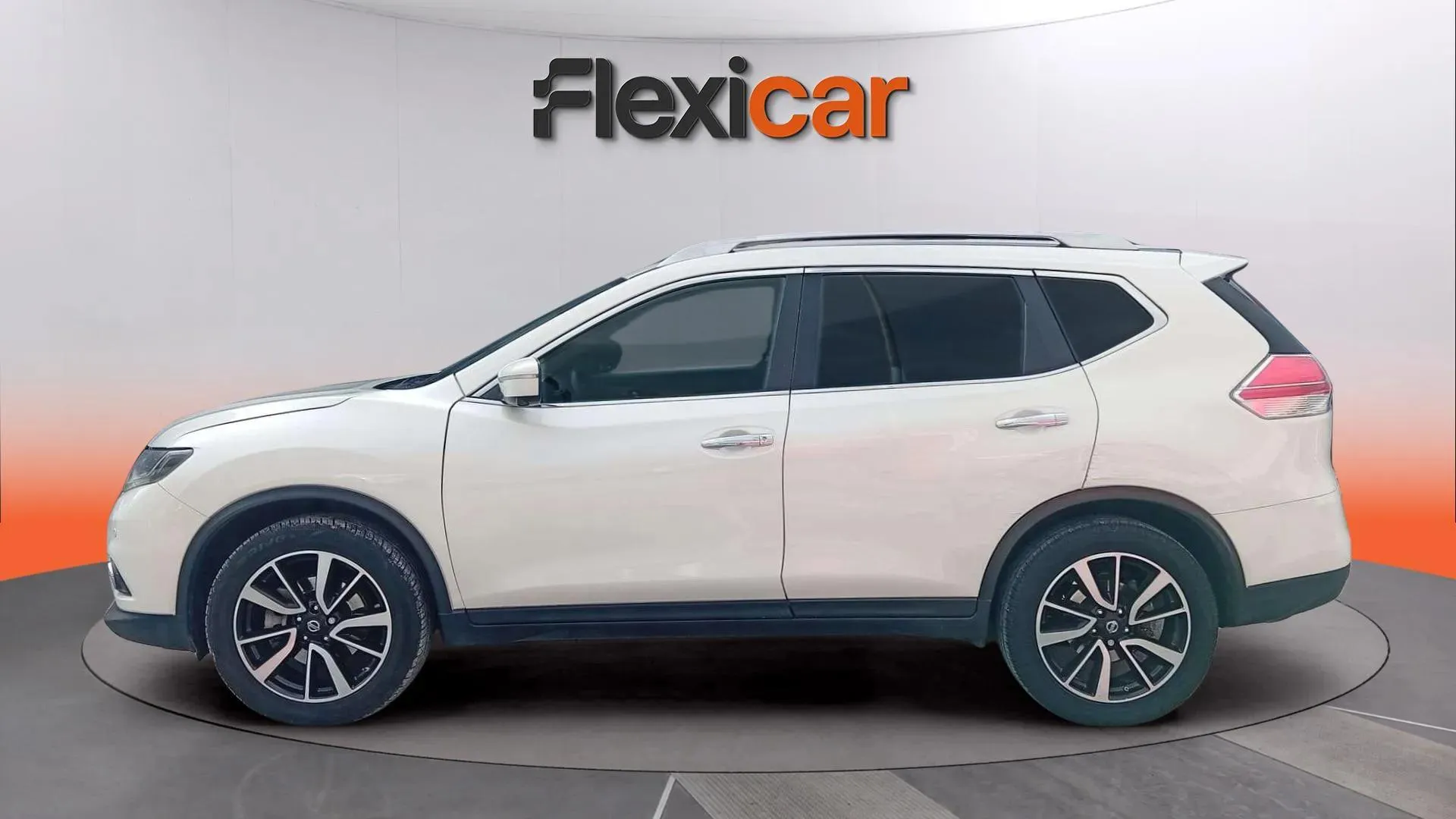 Nissan X-Trail dCi Xtronic 360 7 plazas - foto 4