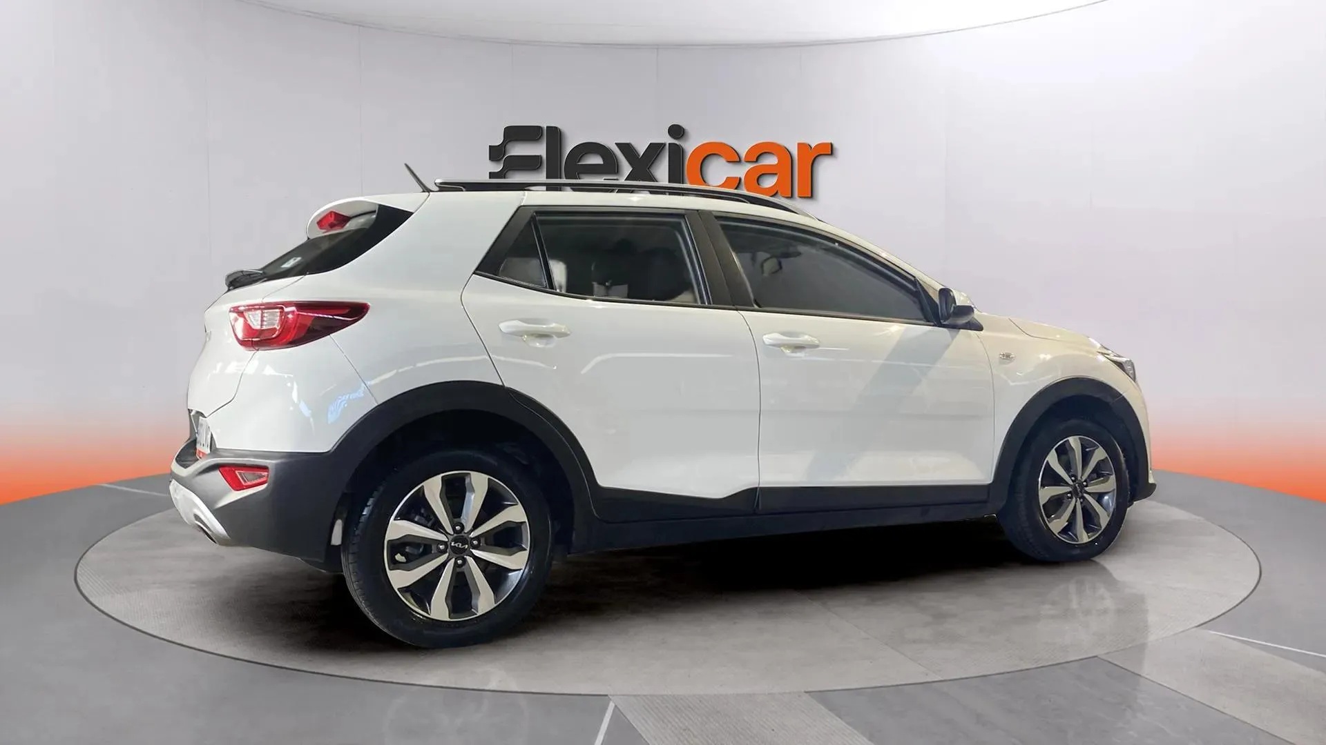 Kia Stonic 1.0 T-GDi MHEV iMT Concept - foto 7