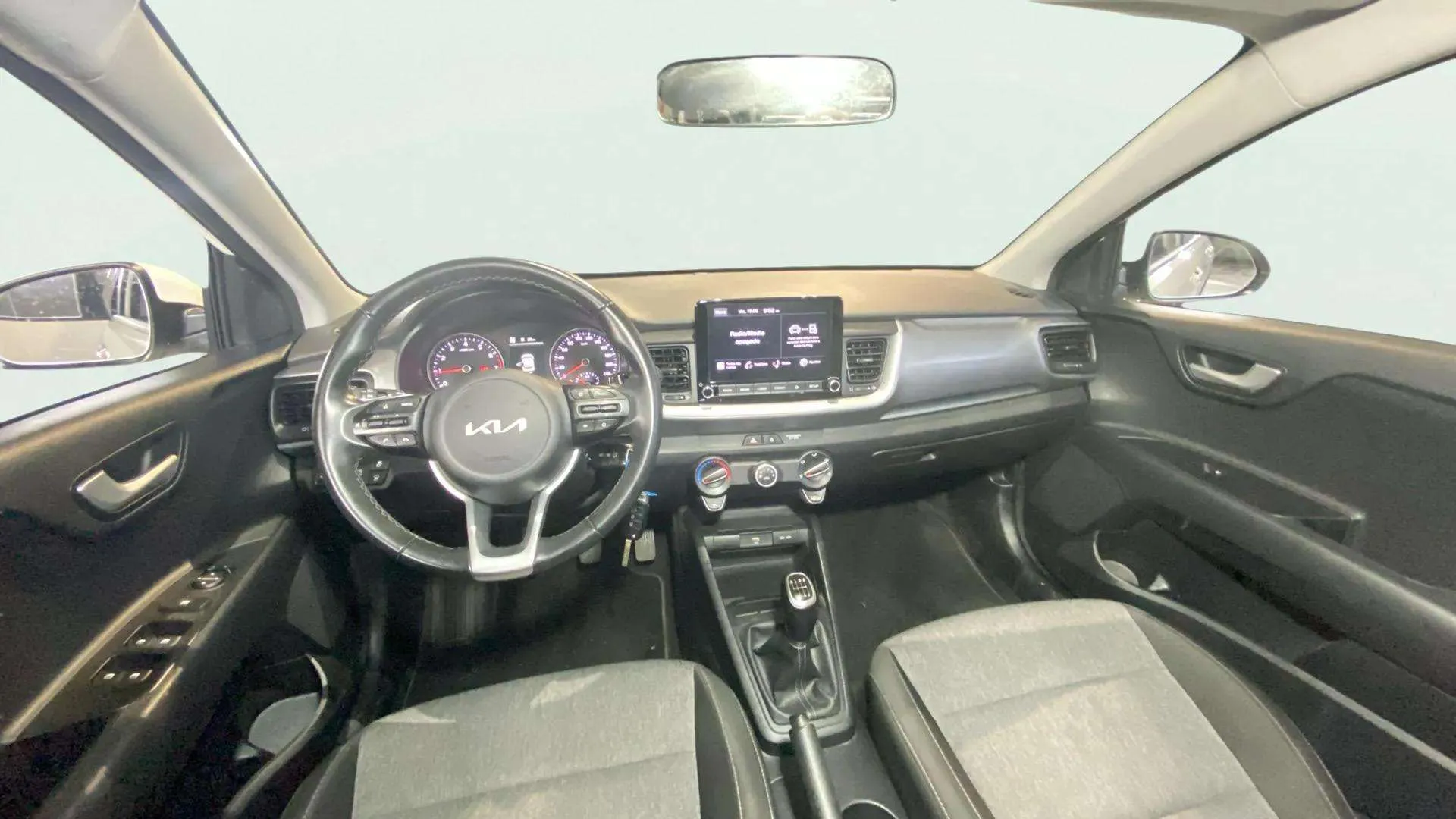 Kia Stonic 1.0 T-GDi MHEV iMT Concept - foto 12