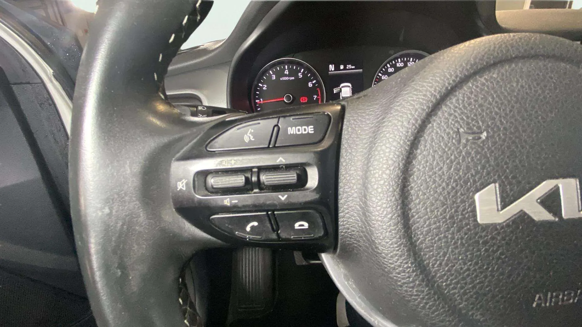 Kia Stonic 1.0 T-GDi MHEV iMT Concept - foto 27