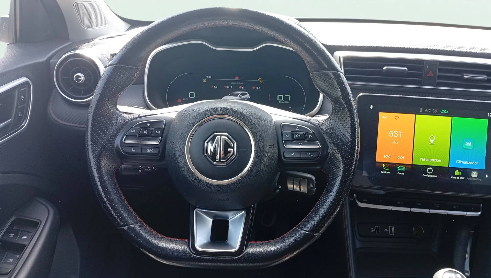 MG ZS 1.5 Luxury - foto 10