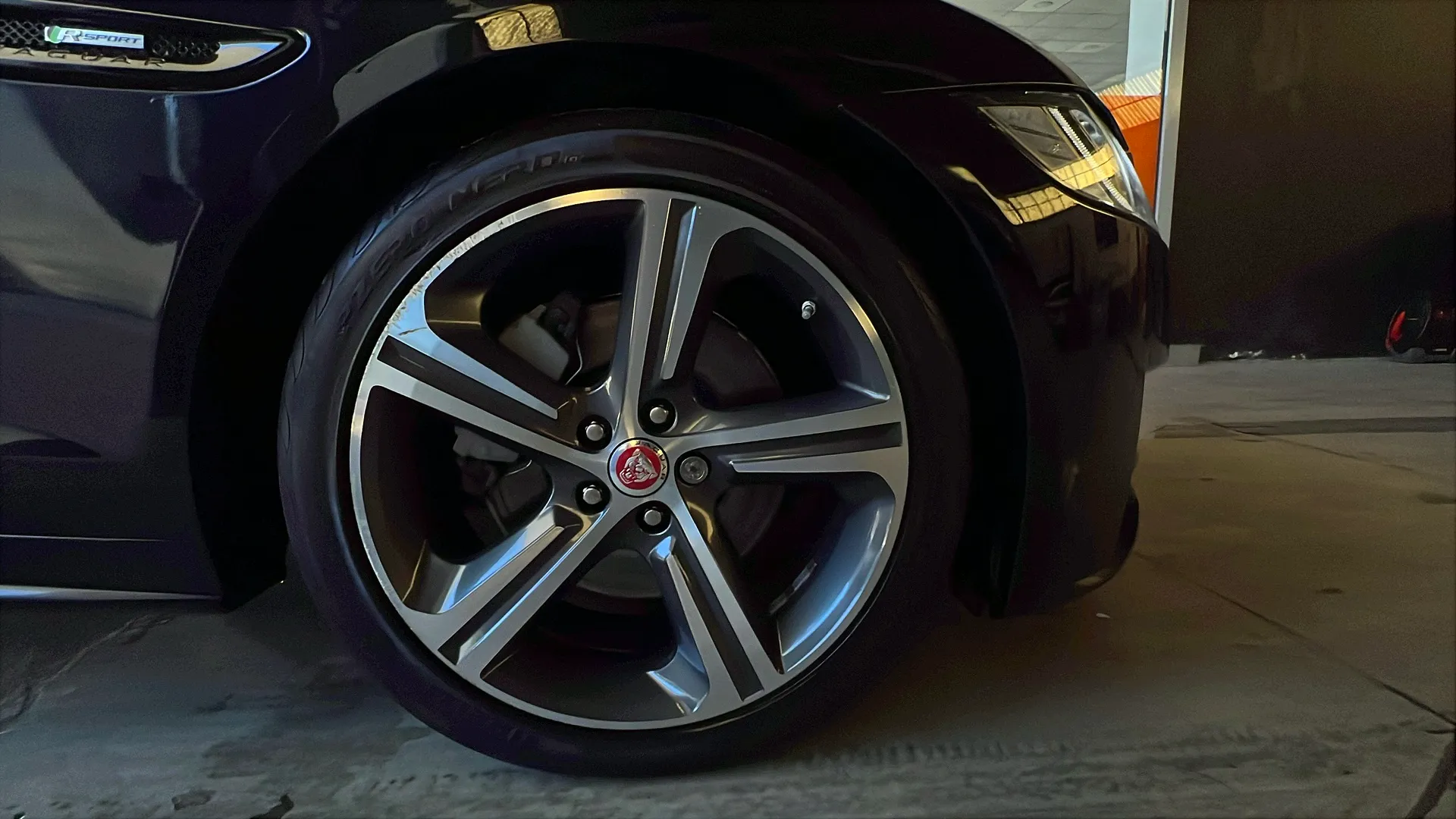 Jaguar XF 2.0D R-Sport - foto 7