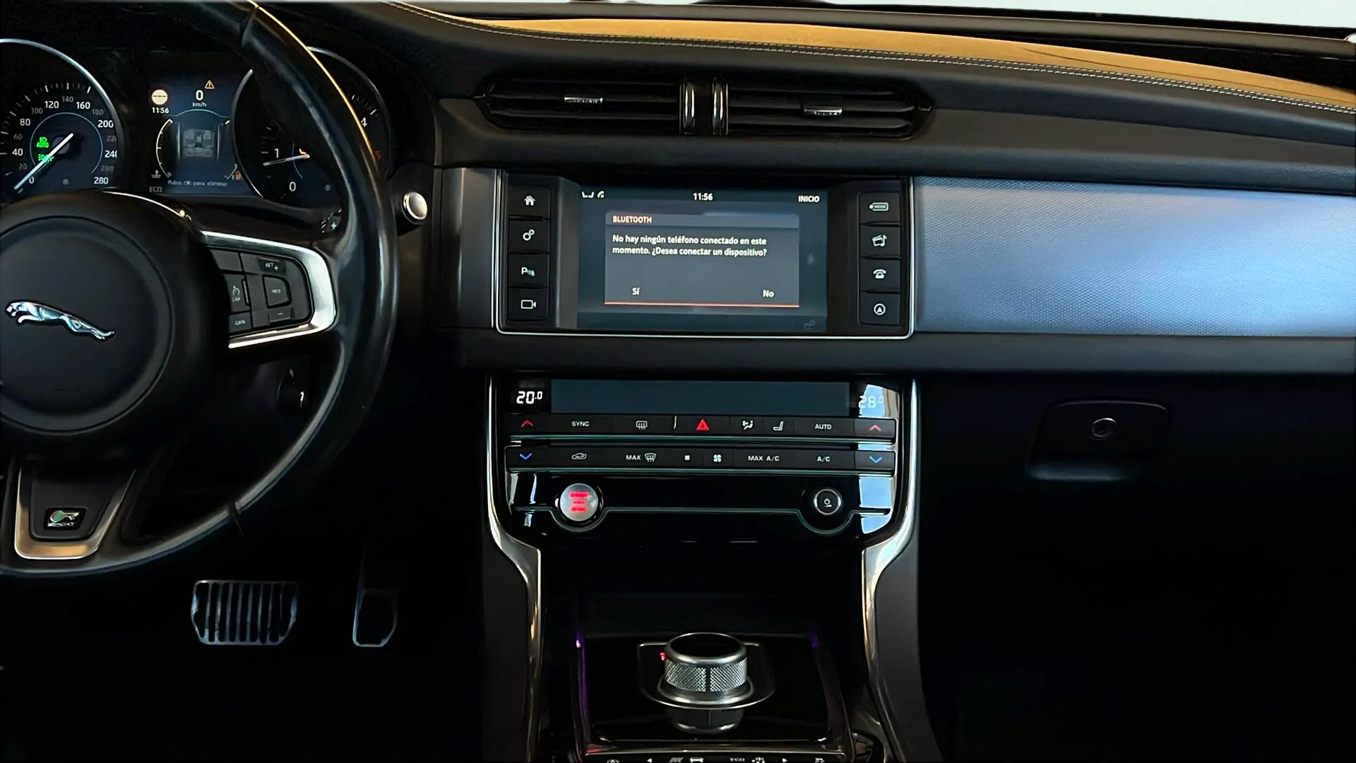 Jaguar XF 2.0D R-Sport - foto 17