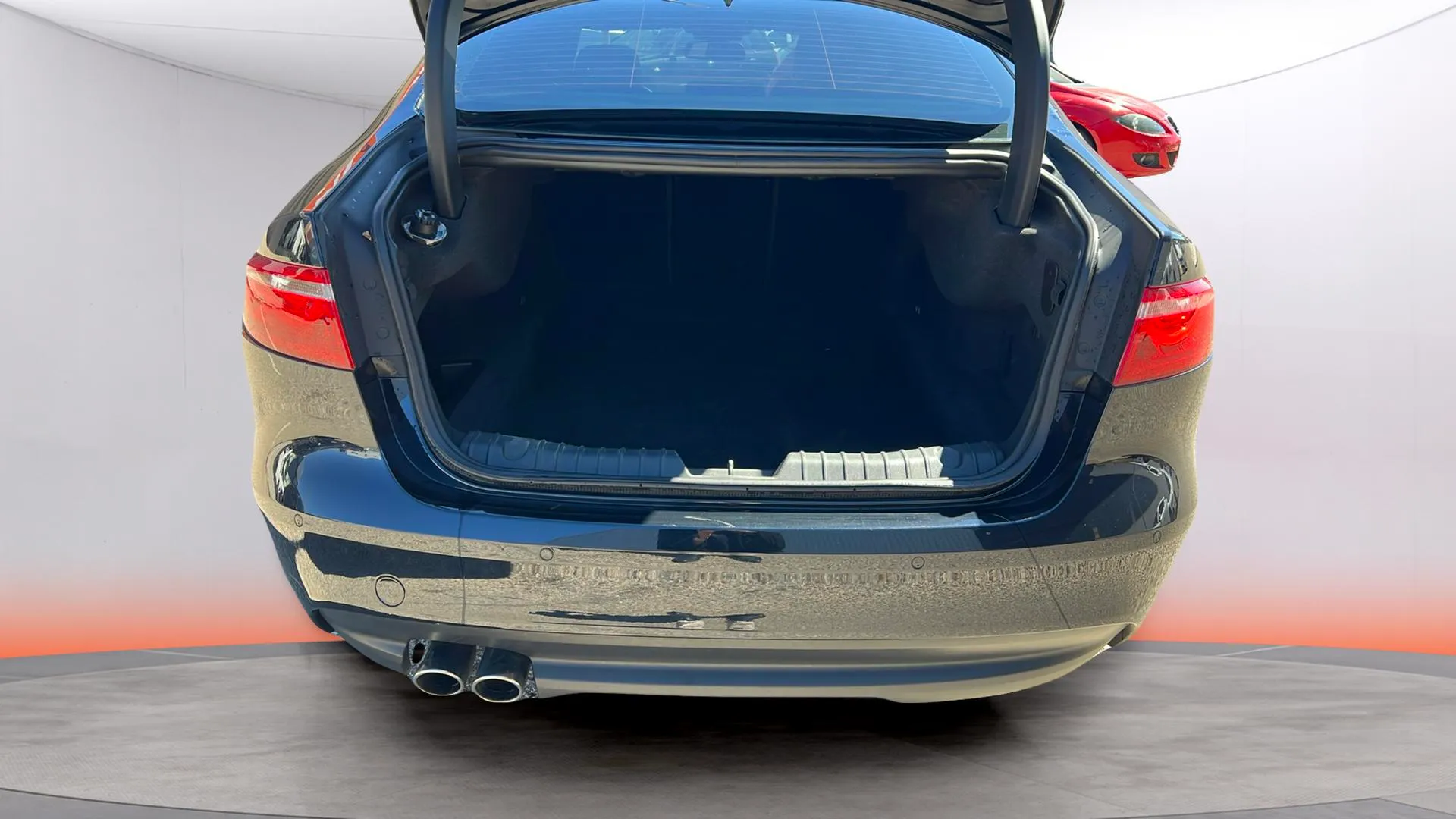 Jaguar XF 2.0D R-Sport - foto 4