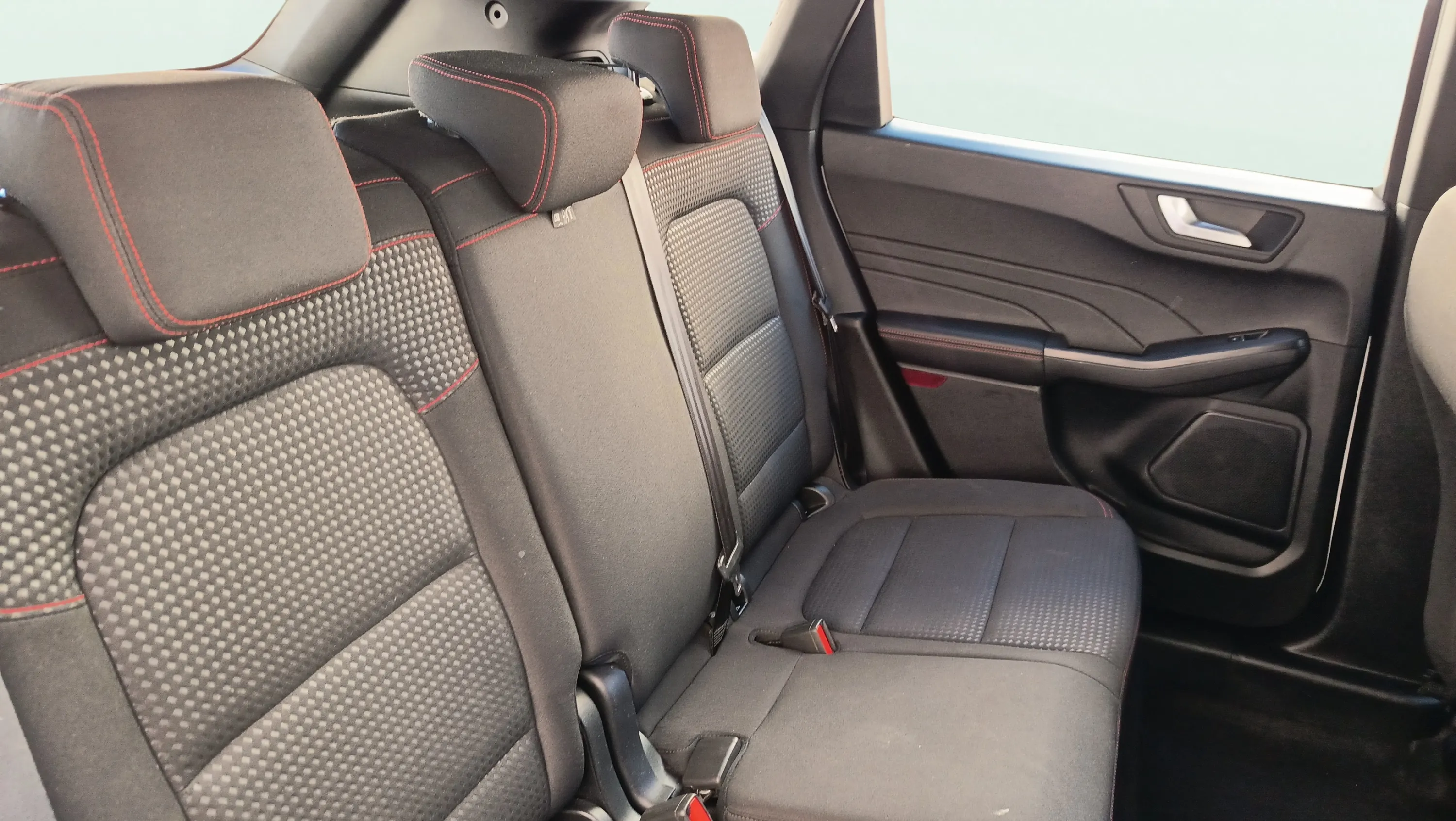 Ford Kuga ST-Line 1.5T EcoBoost - foto 19