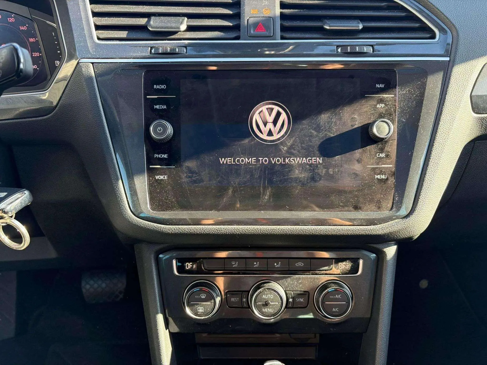 Volkswagen Tiguan Advance 2.0 TDI 4Mot DSG - foto 10