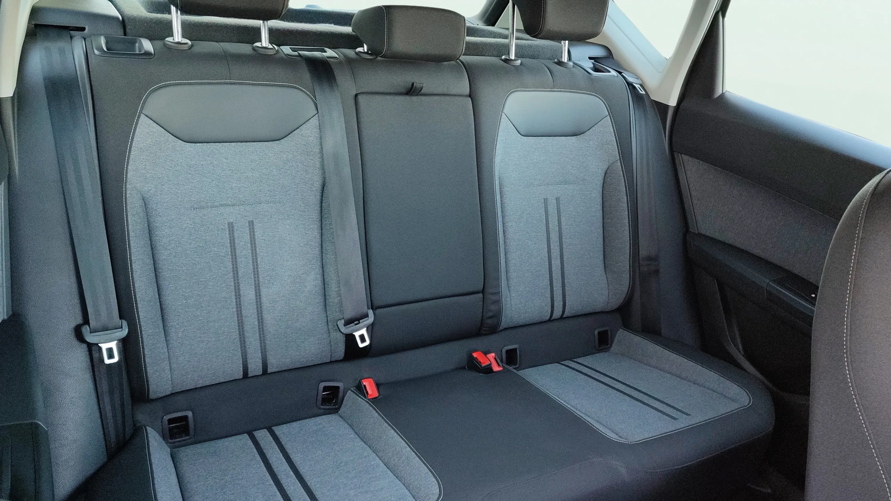 SEAT Ateca 1.5 TSI DSG Style - foto 22