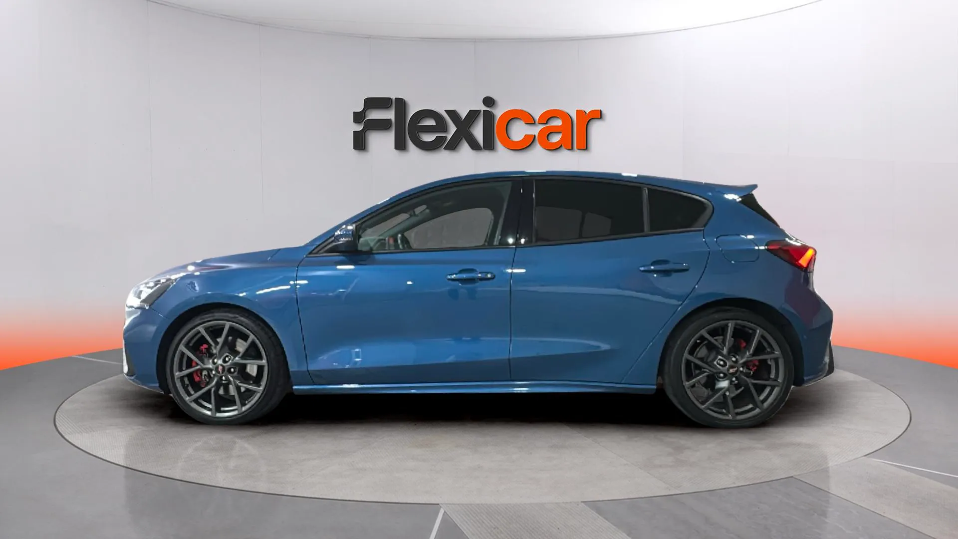 Ford Focus 2.3 EcoBoost ST 3 - foto 4