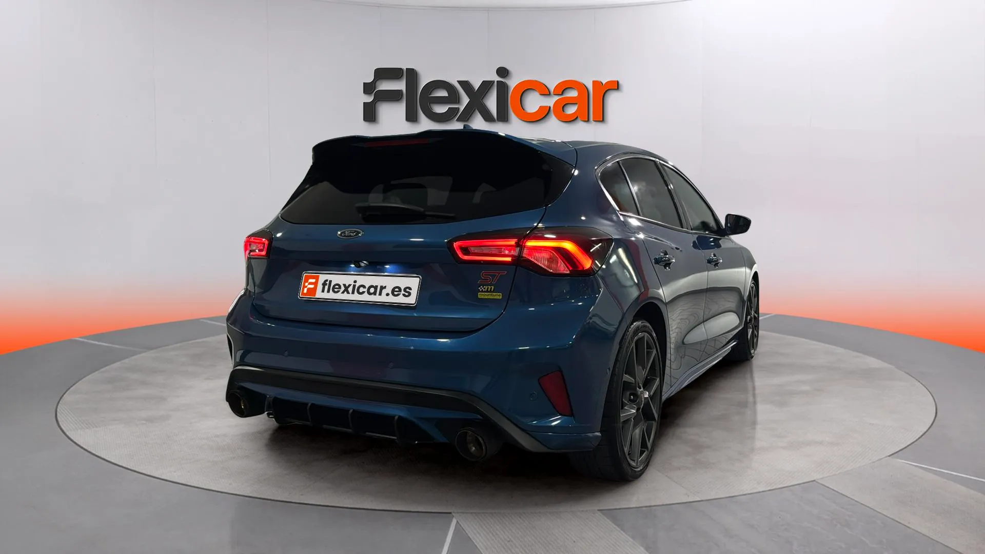 Ford Focus 2.3 EcoBoost ST 3 - foto 7