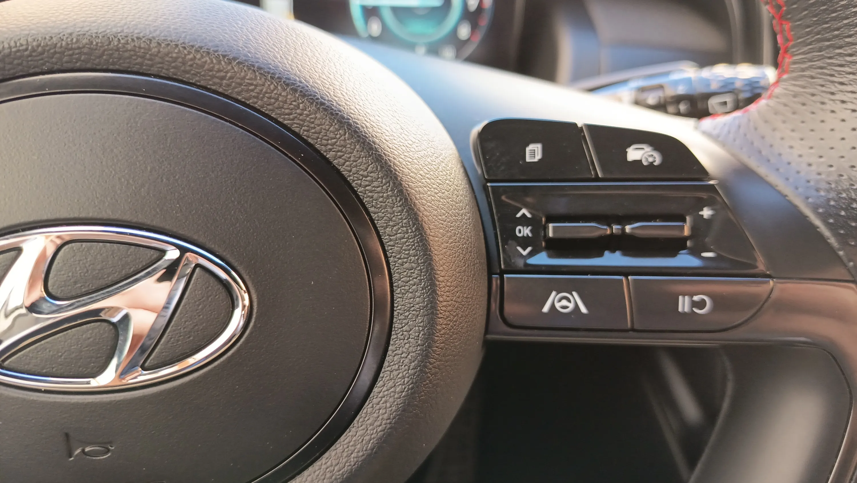 Hyundai Tucson 1.6 T-GDi 48V N-Line - foto 16