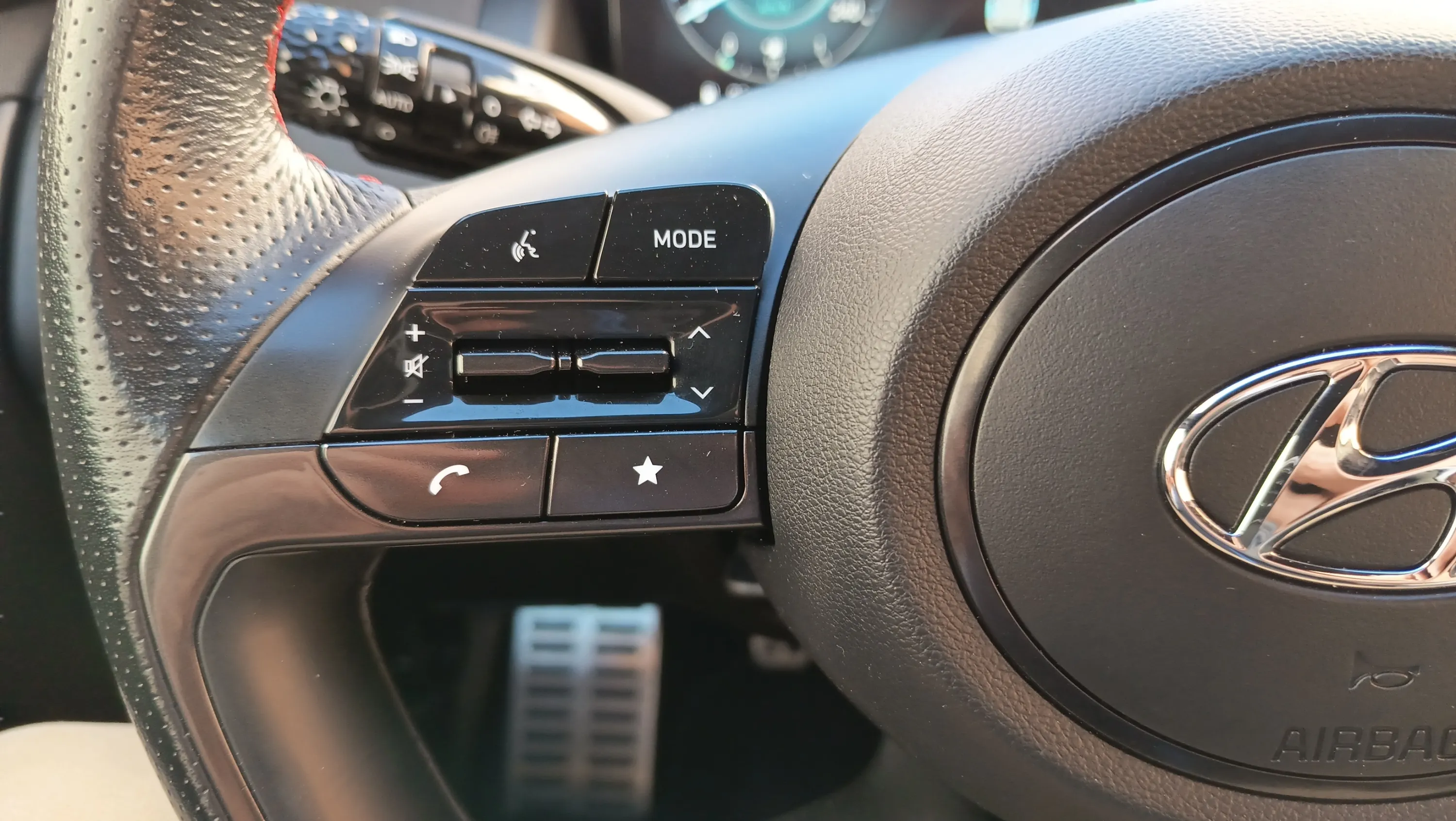 Hyundai Tucson 1.6 T-GDi 48V N-Line - foto 15
