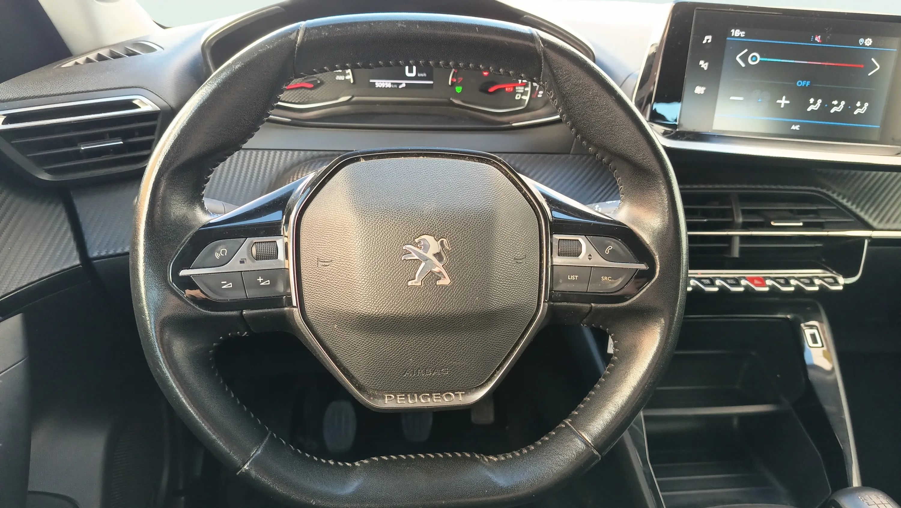 Peugeot 2008 Active Pack PureTech 100 BVM6 - foto 12