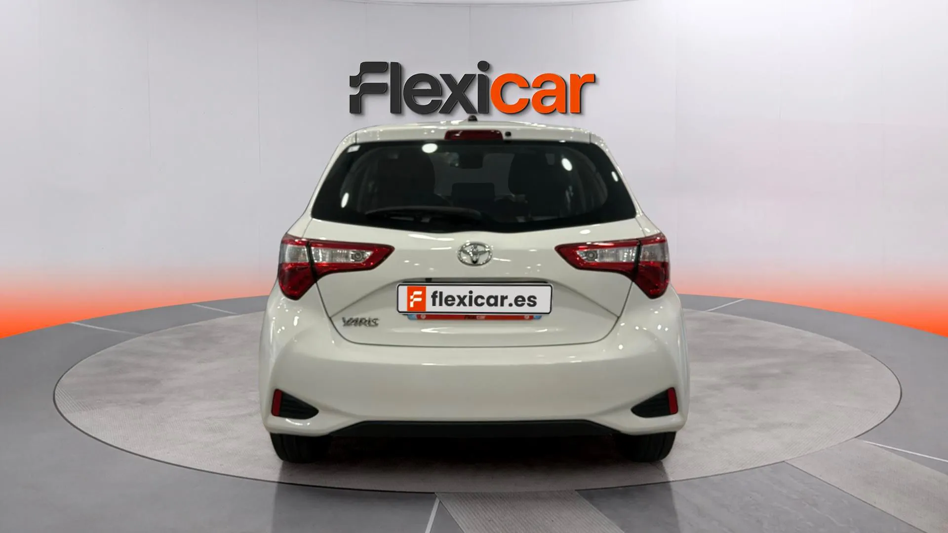 Toyota Yaris 1.5 110 Active - foto 4
