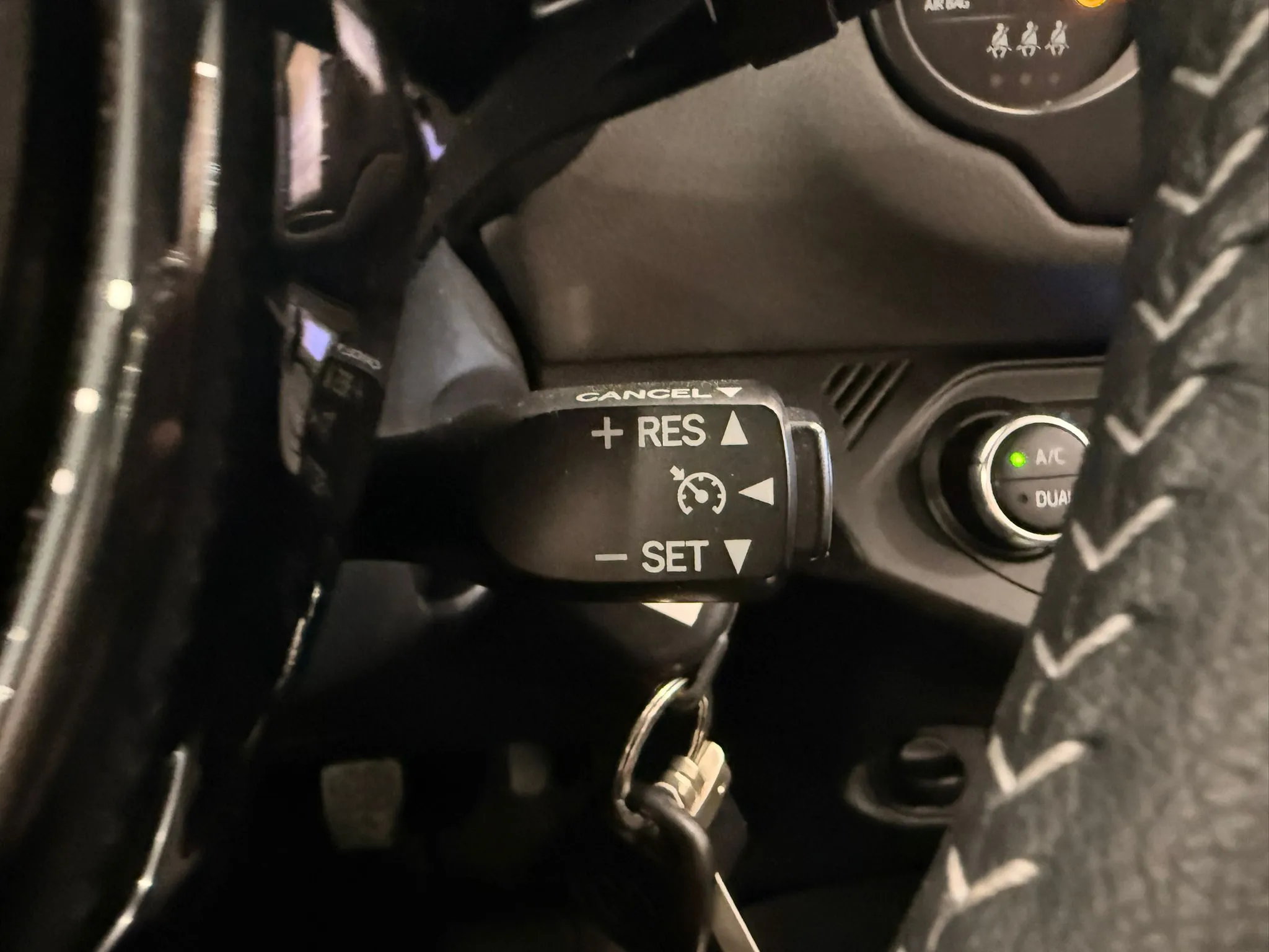 Toyota Yaris 1.5 110 Active - foto 15